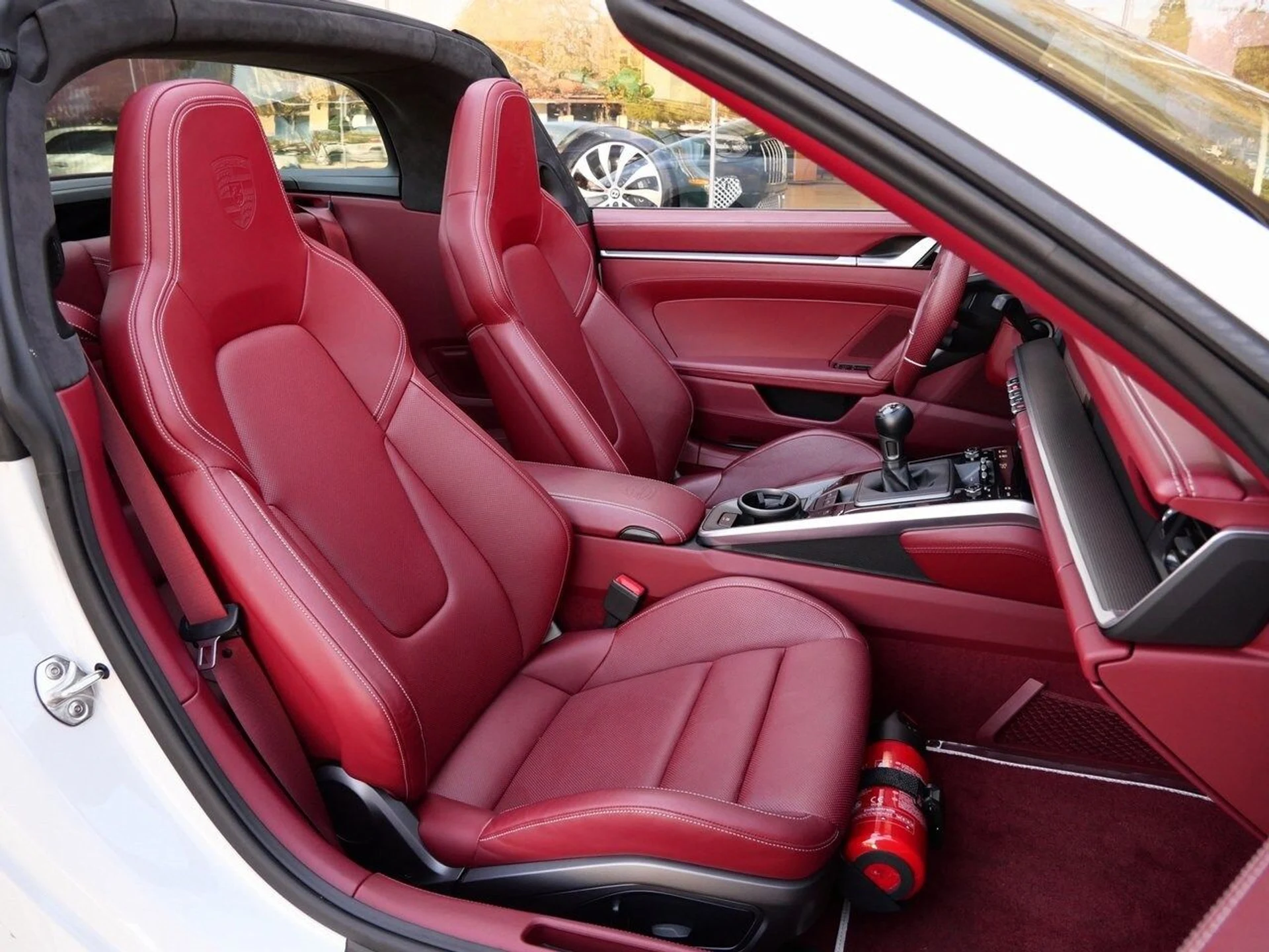 mph027_193410228_1c7ce485444536af31c3e30fdf497349x_941f88a717