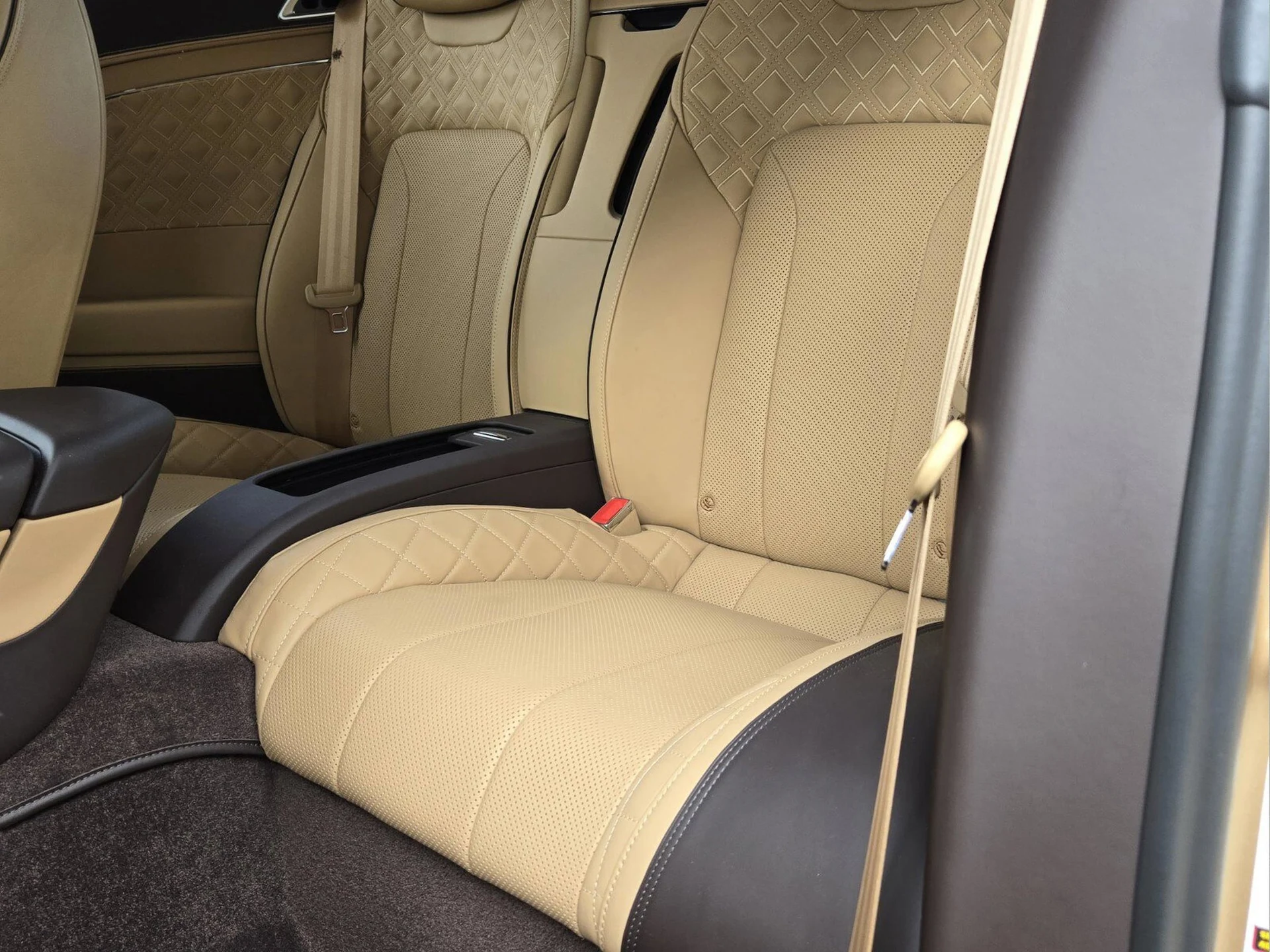 mph027_193751236_494e401ce7cef774023d7030bfada8dex_e6cc708141