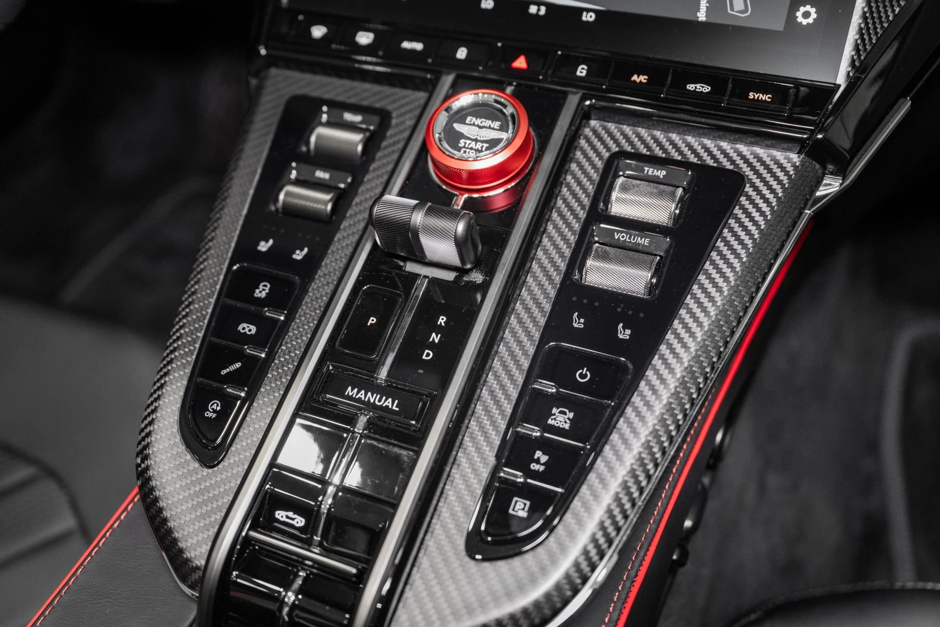 mph027_1941463388_New_2026_Aston_Martin_Vantage_S_Roadster_1784732743_ef0061fe0d