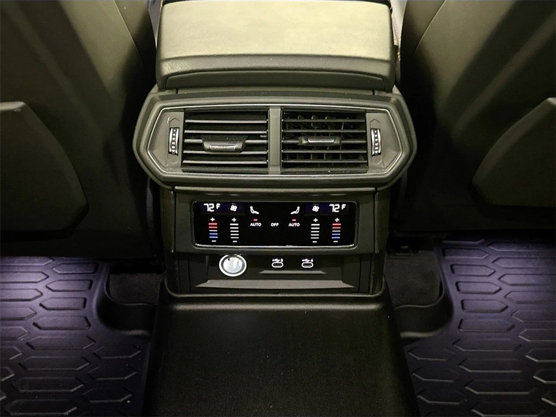 mph027_1950416631_f50522c22086e5eac84547b4ba500f71_d761daea61