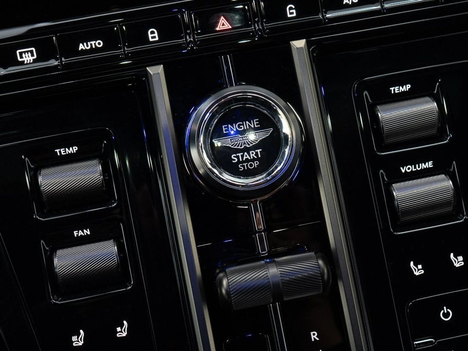 mph027_1953590195_e6f99efa4f886e778d7d61bed7545400_3651e94d8d