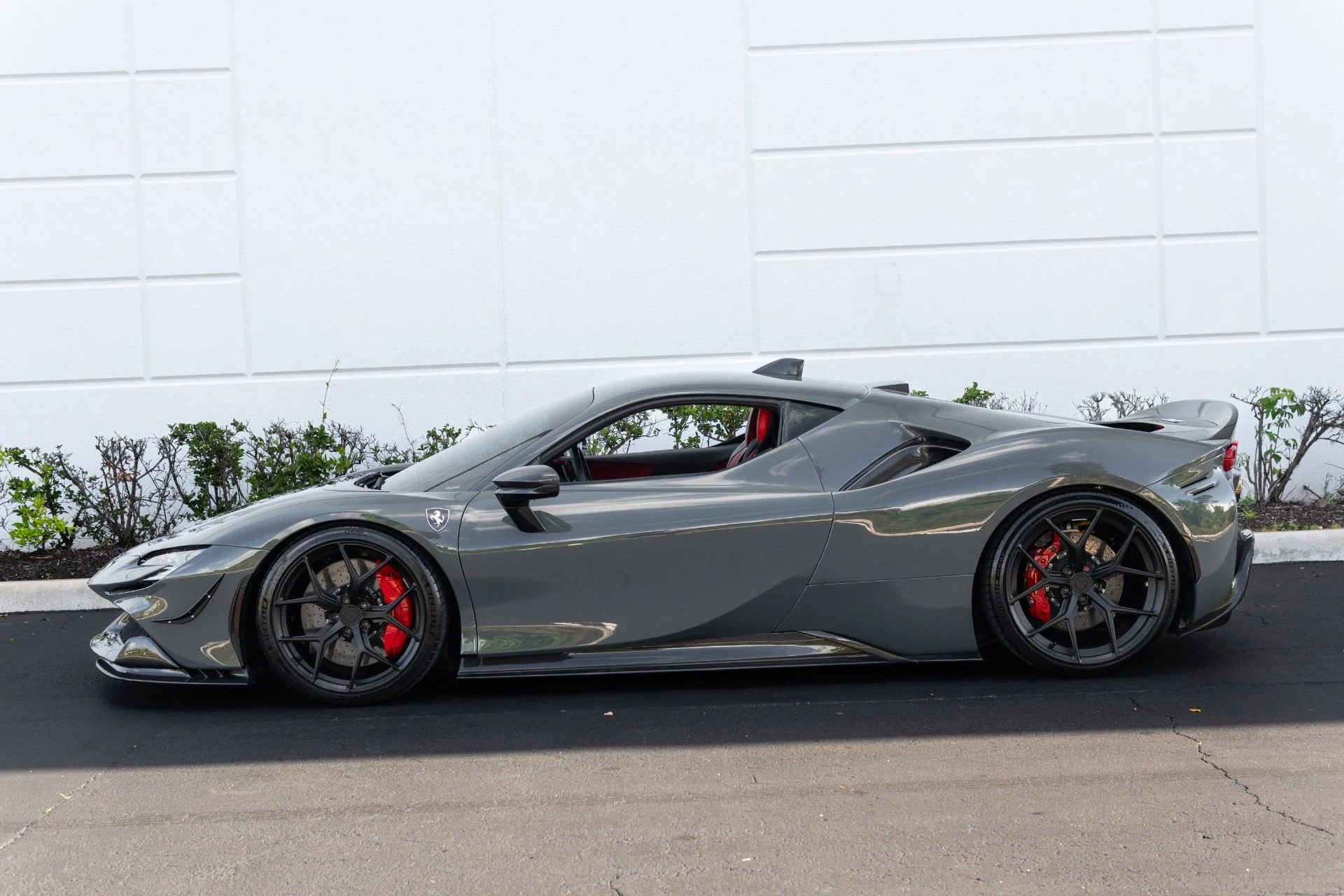 mph027_19558703_Used_2022_Ferrari_SF_90_Stradale_1772648801_c8a8a4e5f7