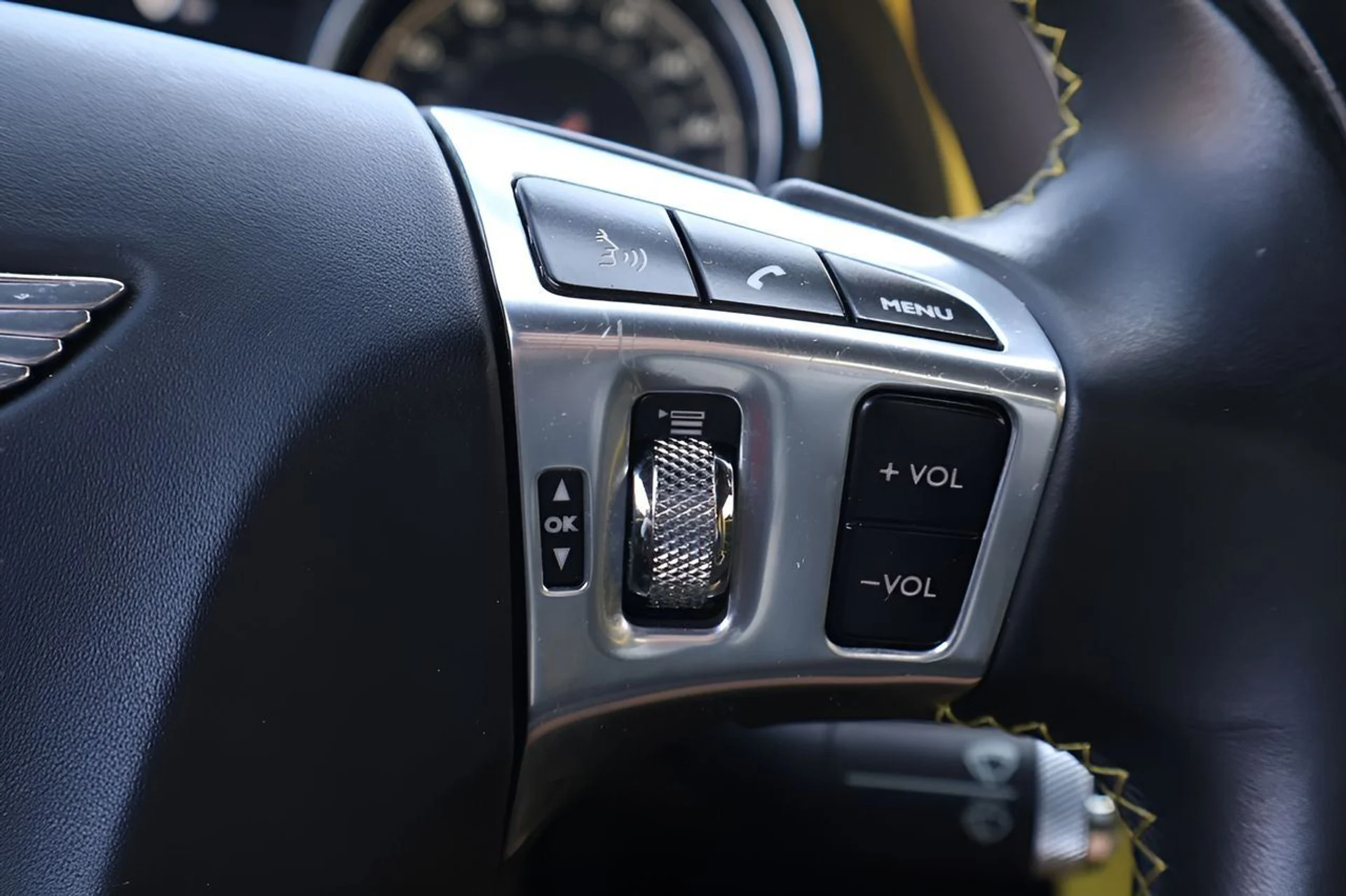 mph027_1956183333_28_f9b8745dc6