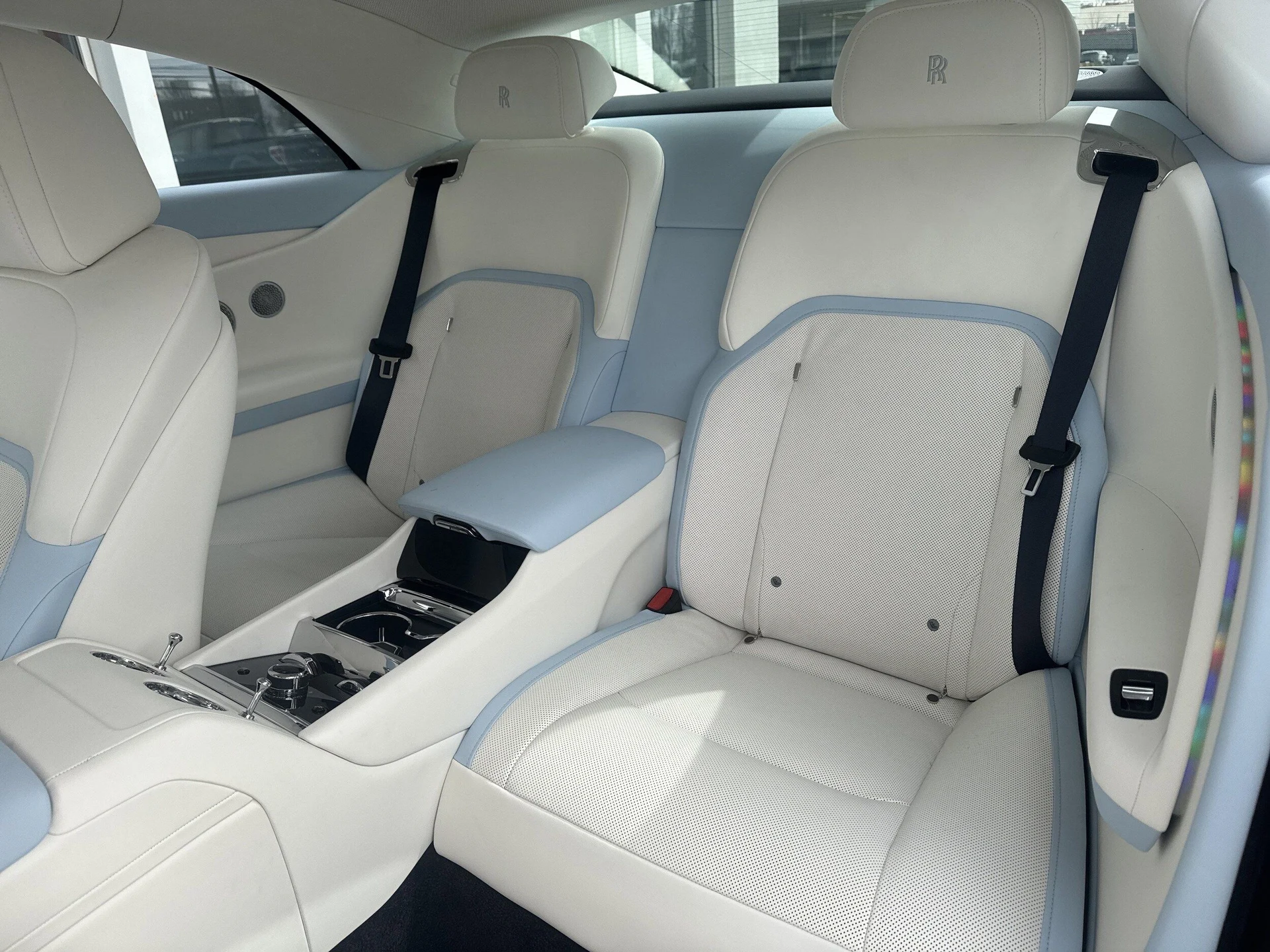 mph027_1970975652_1ad046e21f90b83a5cdc6cbb91cff5f2x_d0ceab42a7