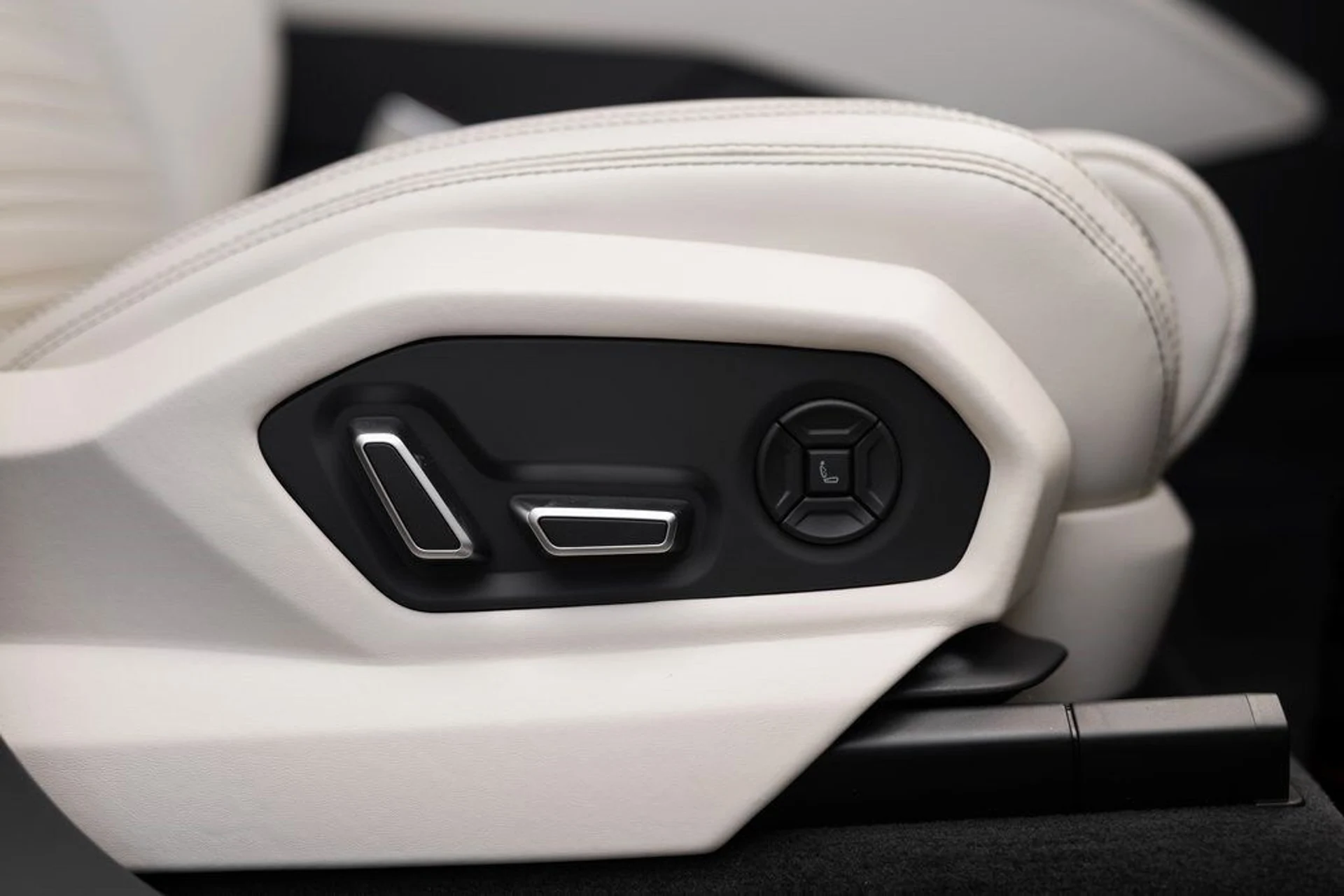 mph027_1973307522_ce9fbfa984bbf17090c360e1d56ed3ebx_d94936177a