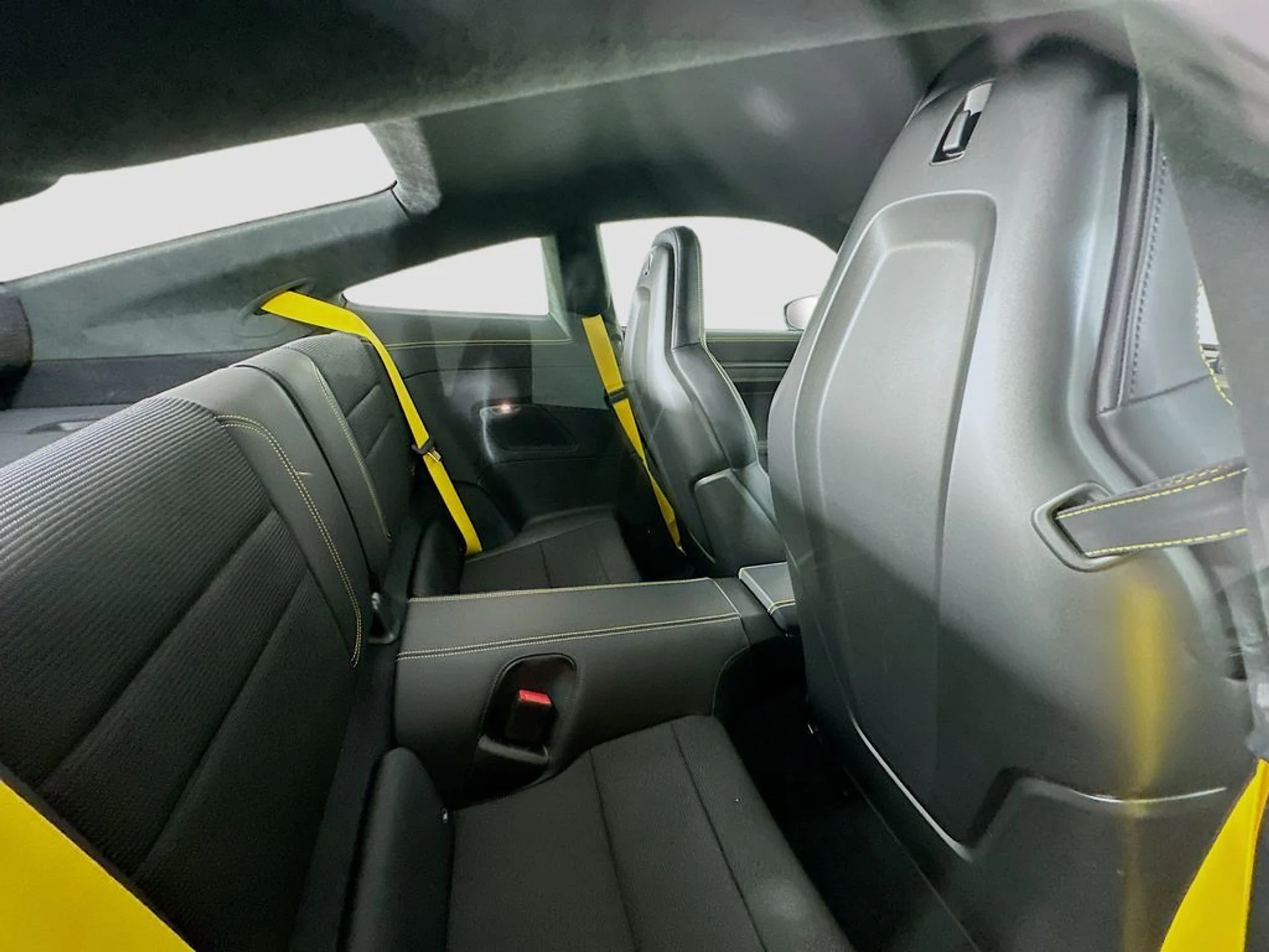 mph027_1973951588_0f9339350a89220897dace2f03cd219fx_bc6b3c2d6f