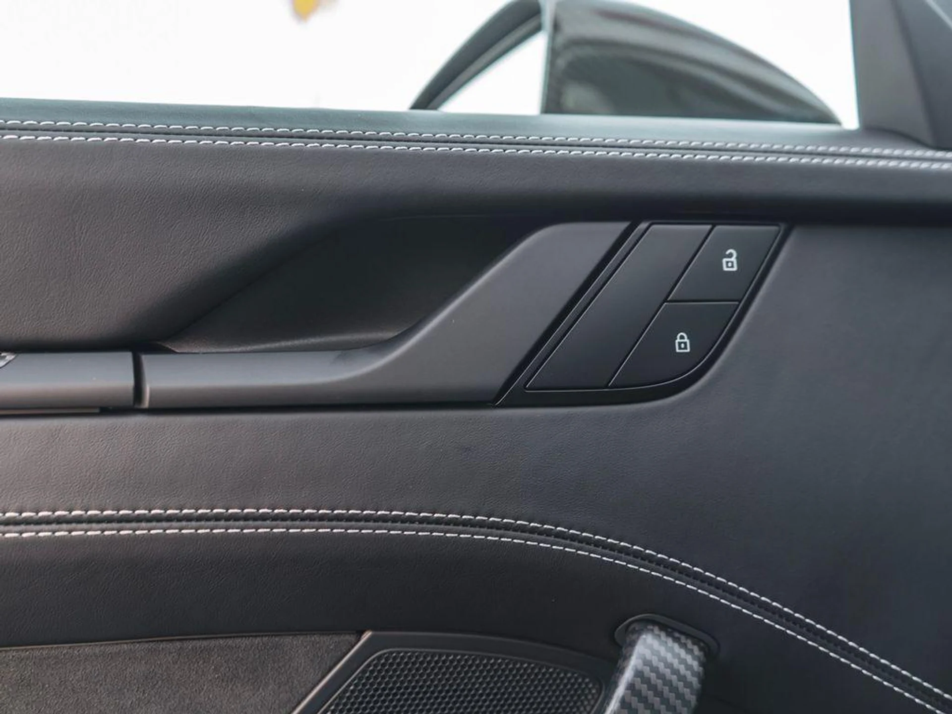 mph027_1974571584_i_Qt_Btb_Iev_X4v_Vj6_KR_5v_Elrm_AJ_5g_c159845803