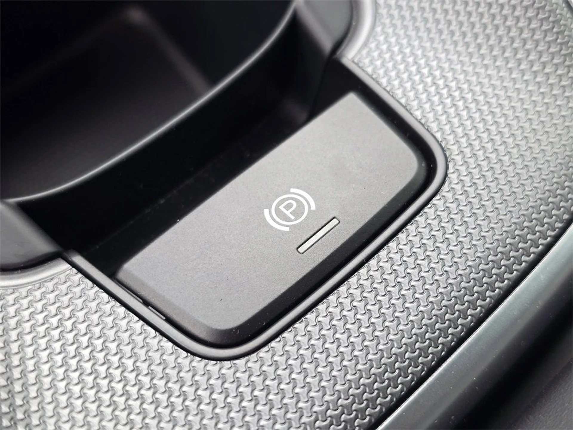 mph027_1979086384_b0846a3167a1883afeb8a5d632deb6d0_57417af286