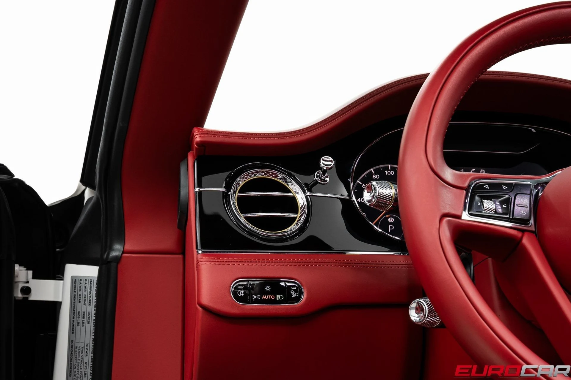 mph027_1981672646_image_28_ebf82d8b39