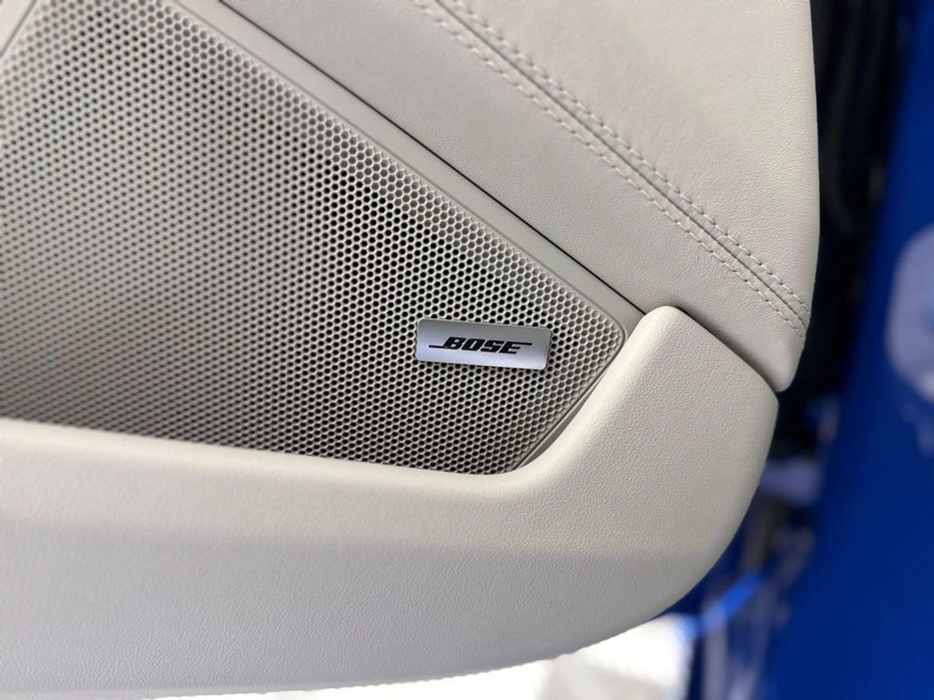 mph027_198228203_C_2s_V_Ynn_LG_64_WH_4_Ty_XG_Tqoqo0_Q_1649f7a622