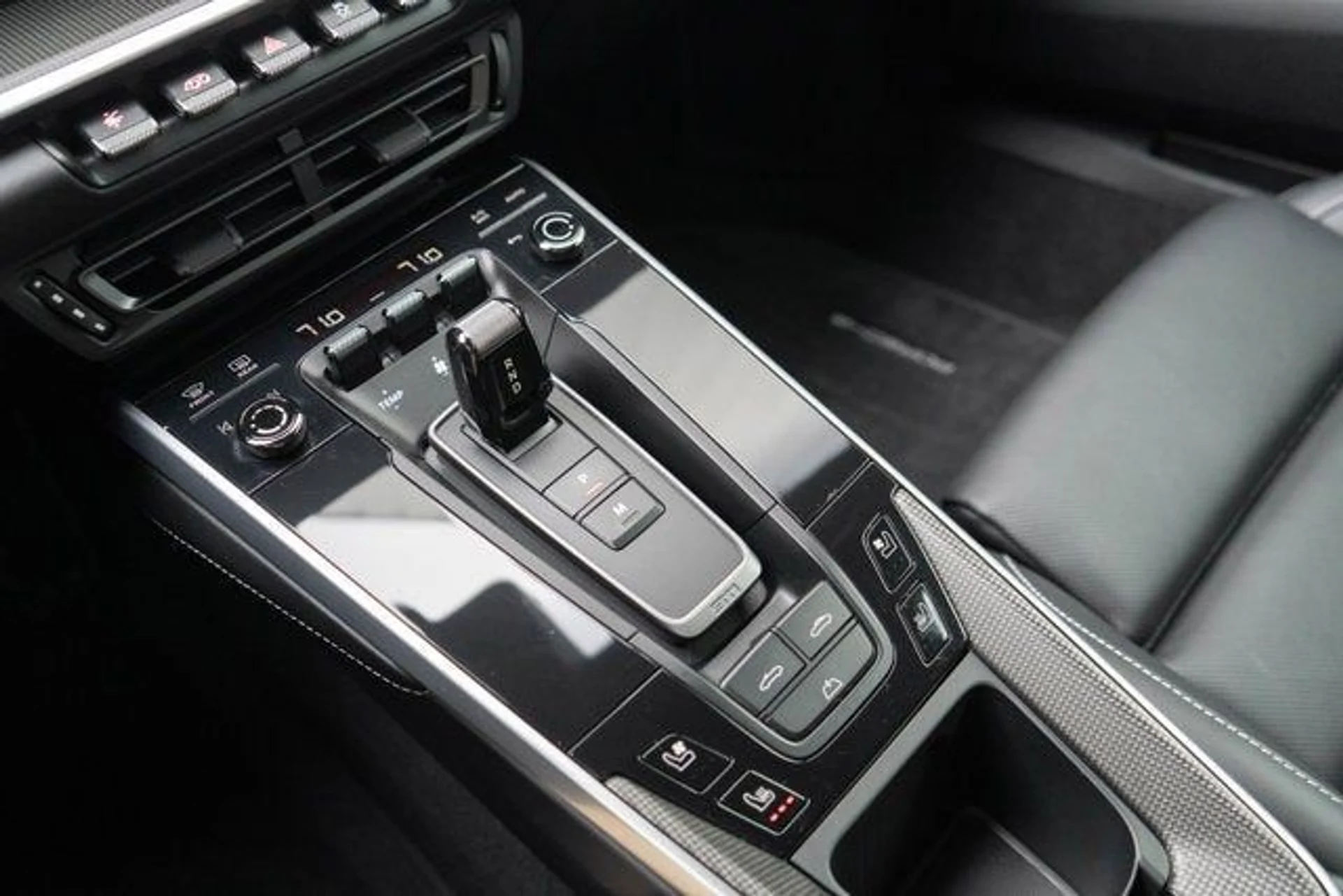 mph027_1994624393_28_f20c07de86