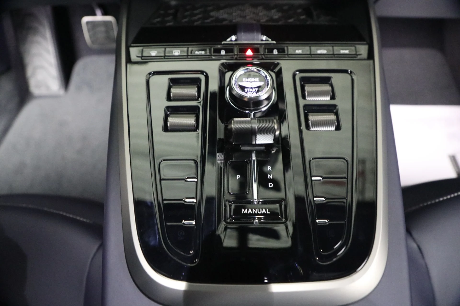 mph027_1996053099_New_2026_Aston_Martin_DBX_707_1767992936_256c473567