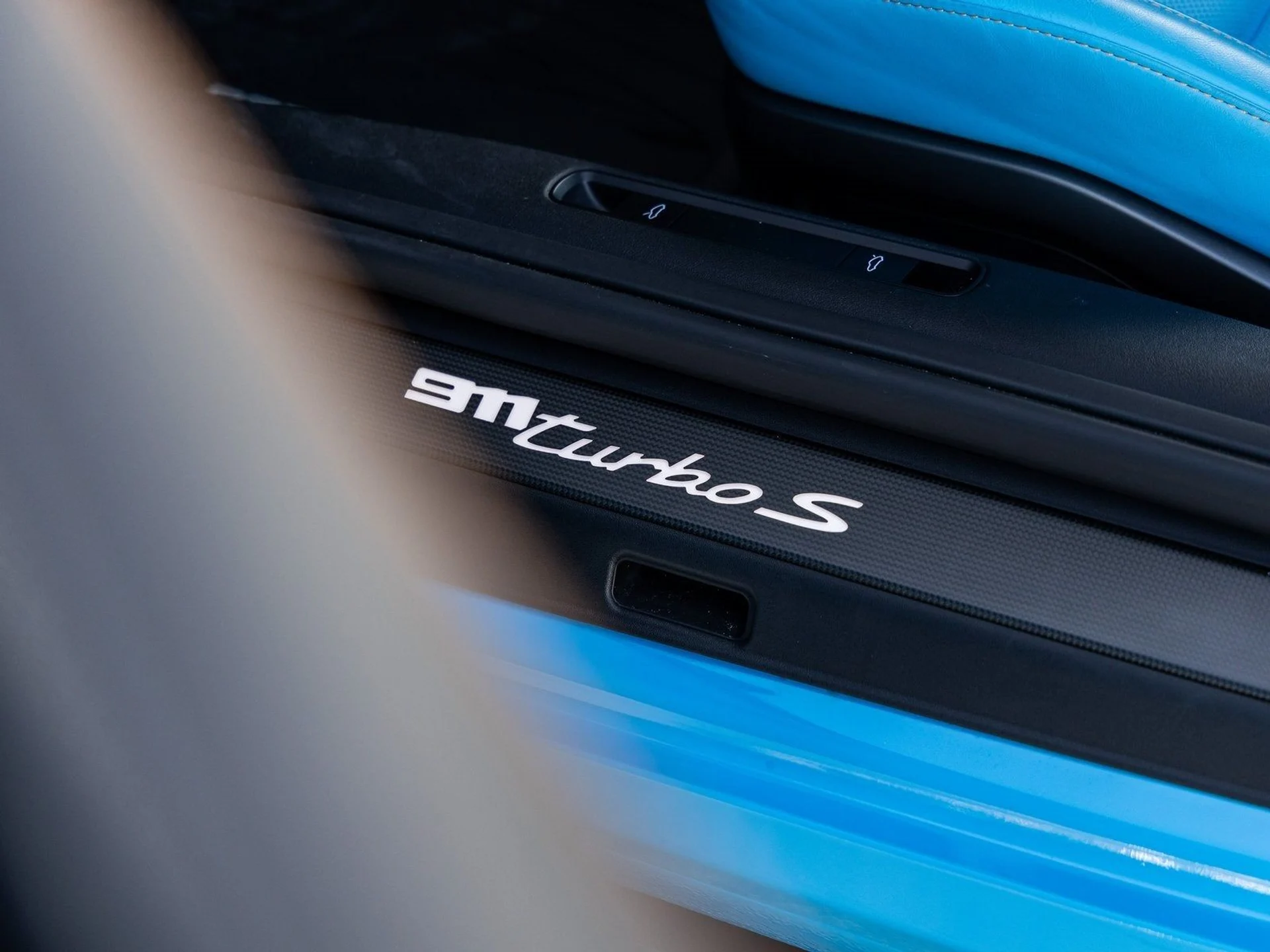 mph027_2000573741_28_305515203c