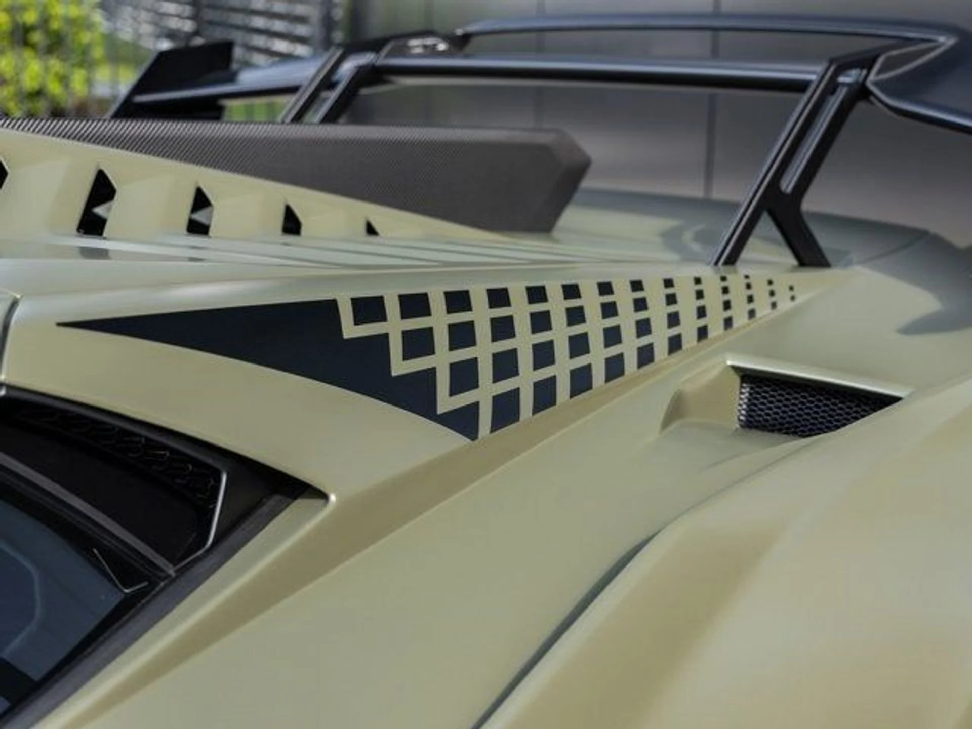 mph027_2001938428_28_9410122915