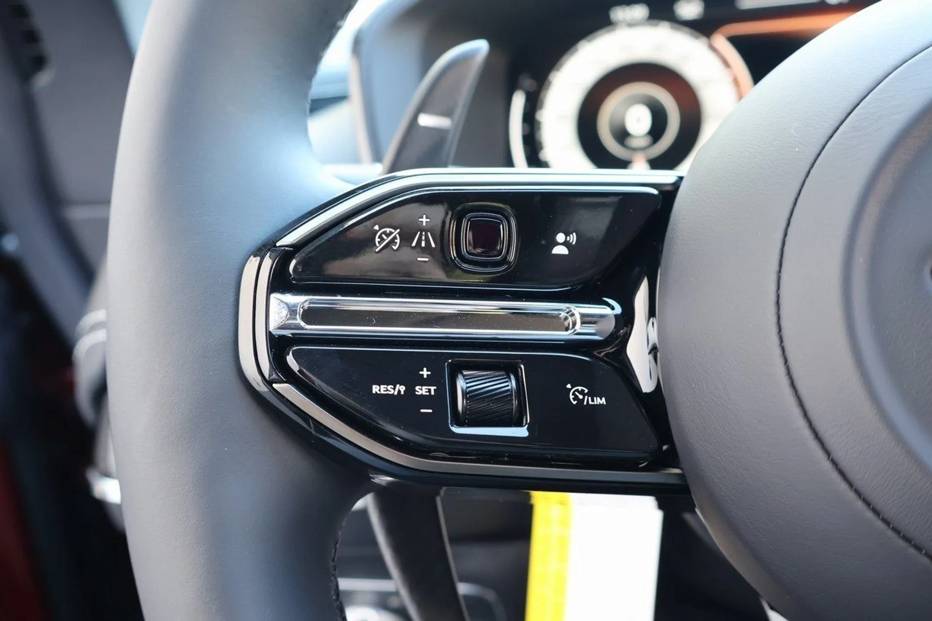 mph027_2003585755_28_1be8d3154b