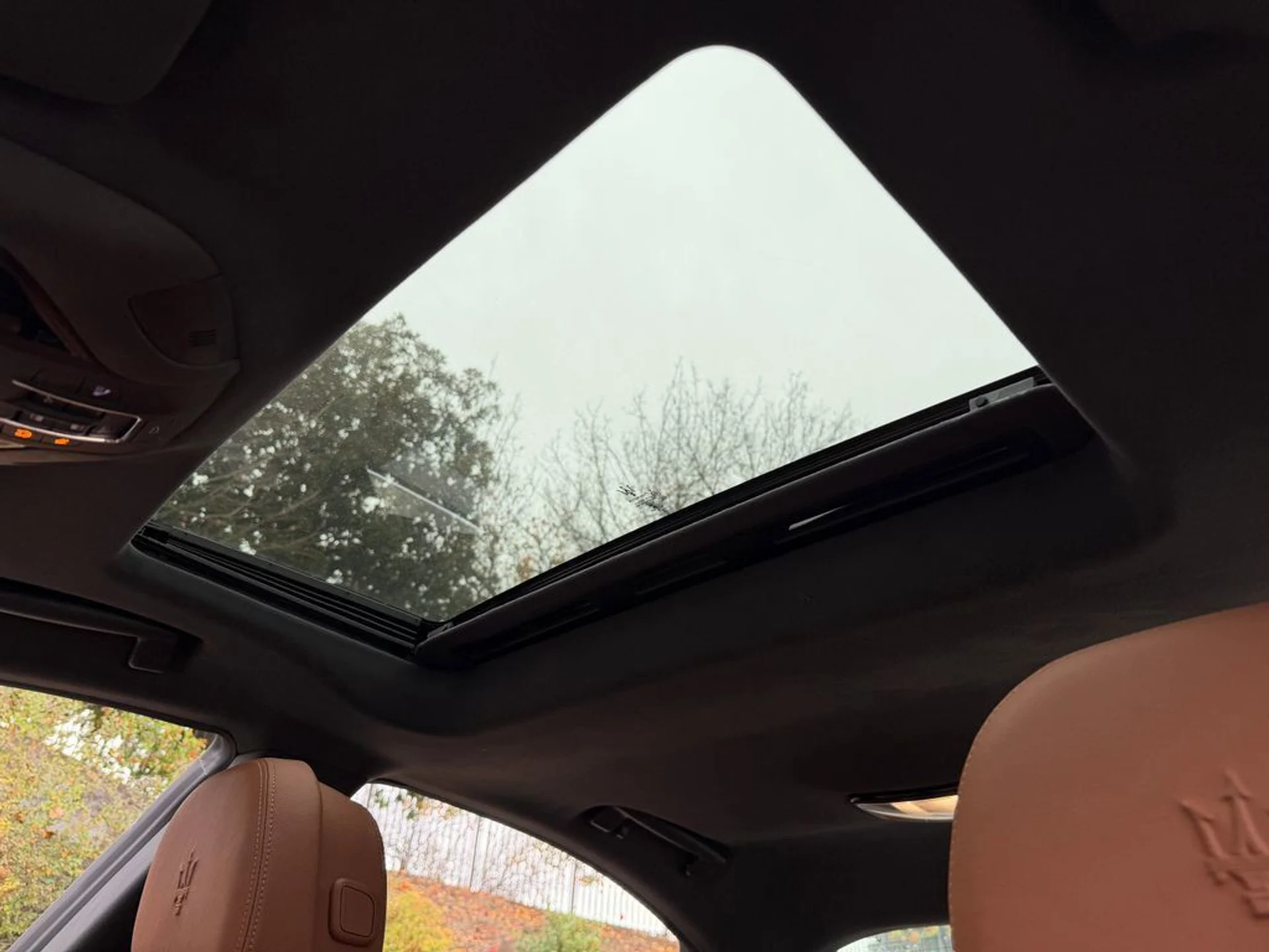 mph027_2004912951_a6a6558e778f463e89cc784caf7be06f_983552b534