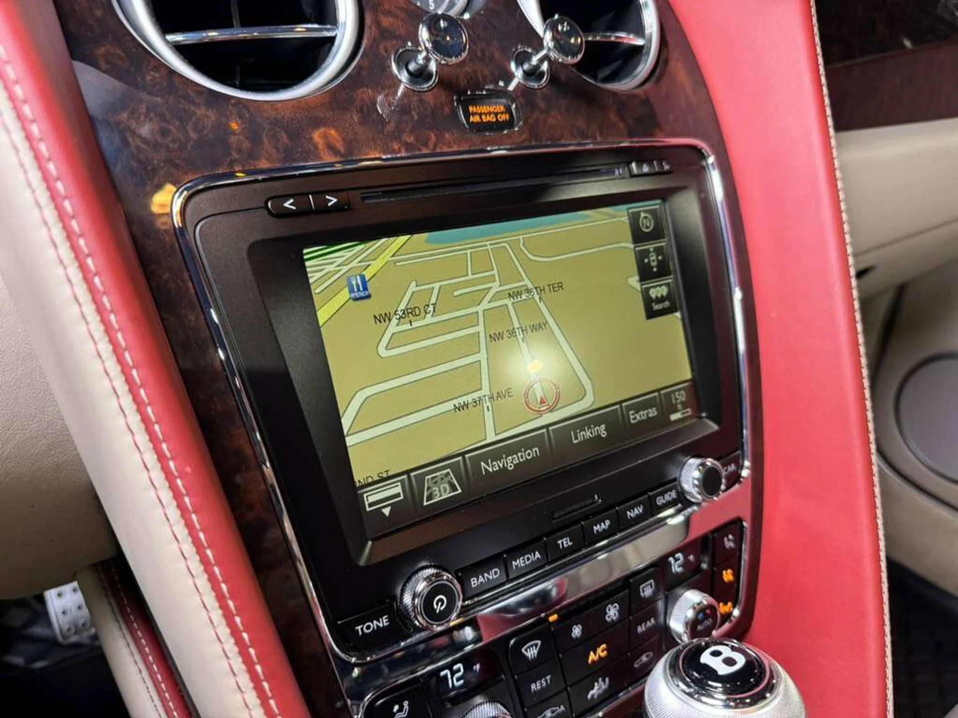 mph027_2004944228_c60116df7f1788d5eb1974c139f25e31_28cc8f3d86