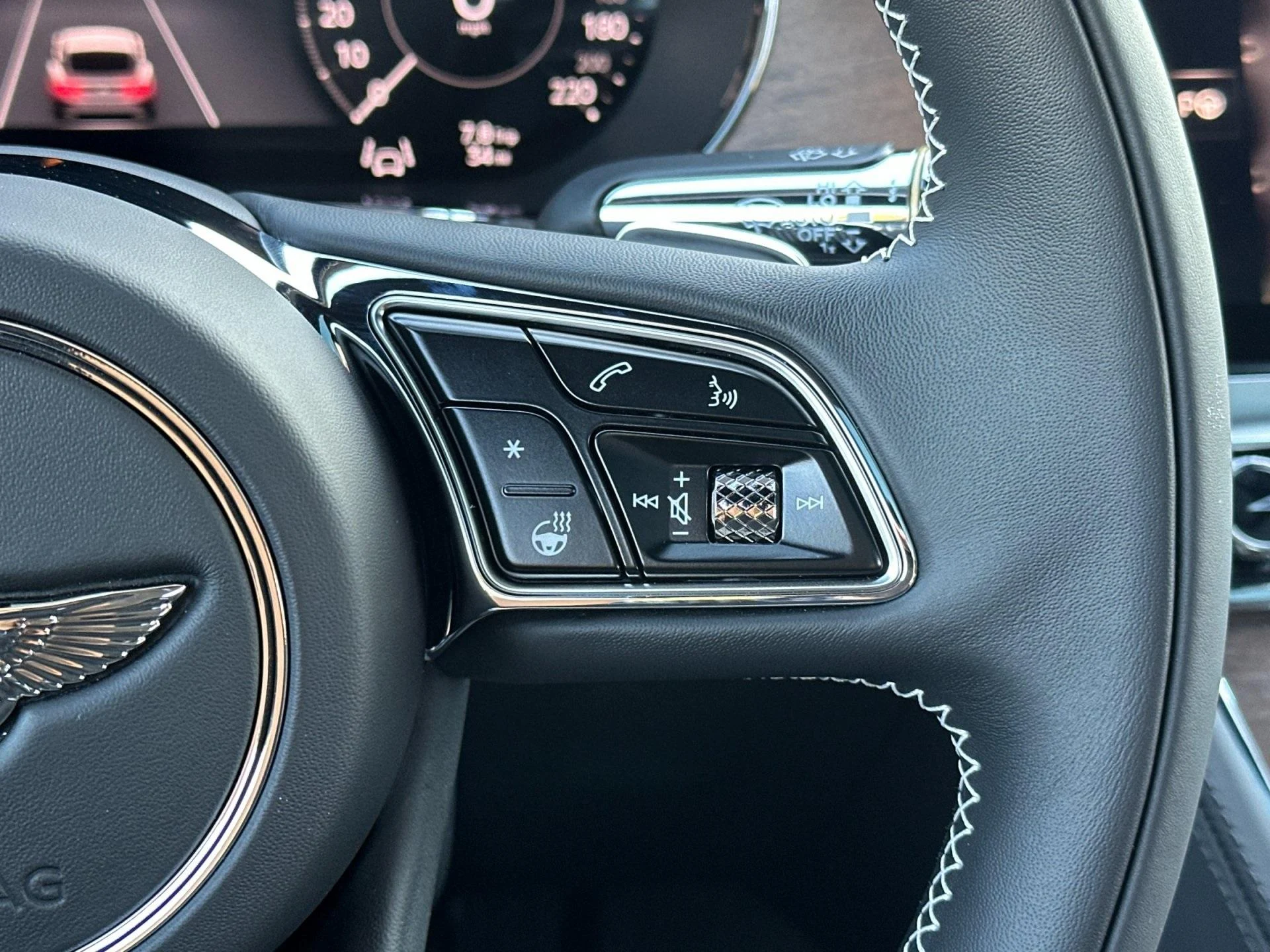 mph027_2007244155_New_2026_Bentley_1764169770_5154456cd6