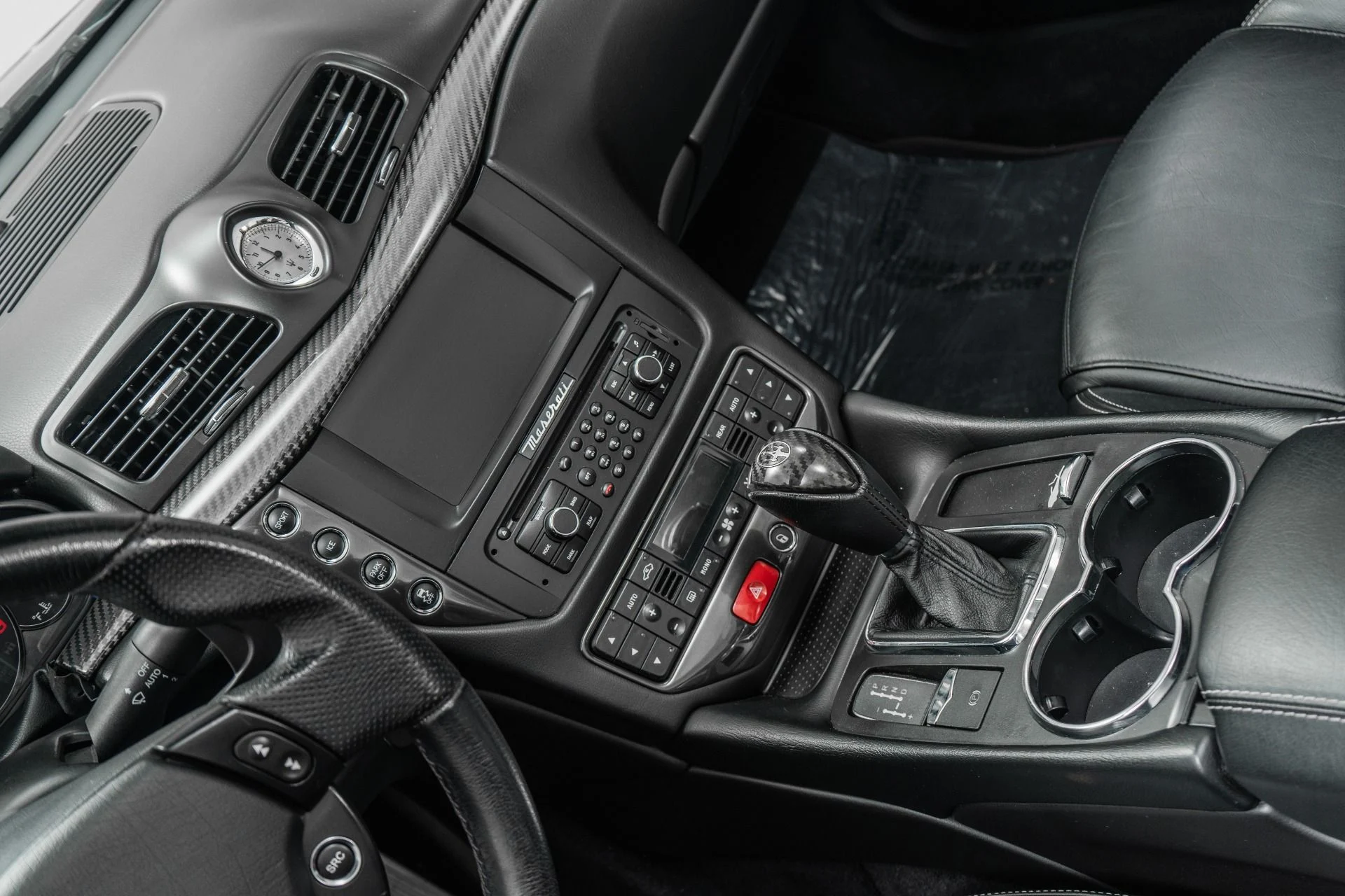 mph027_2009431544_Used_2014_Maserati_Gran_Turismo_Convertible_MC_Special_Order_Paint_Sport_Exhaust_1776271961_40b4dd0e76