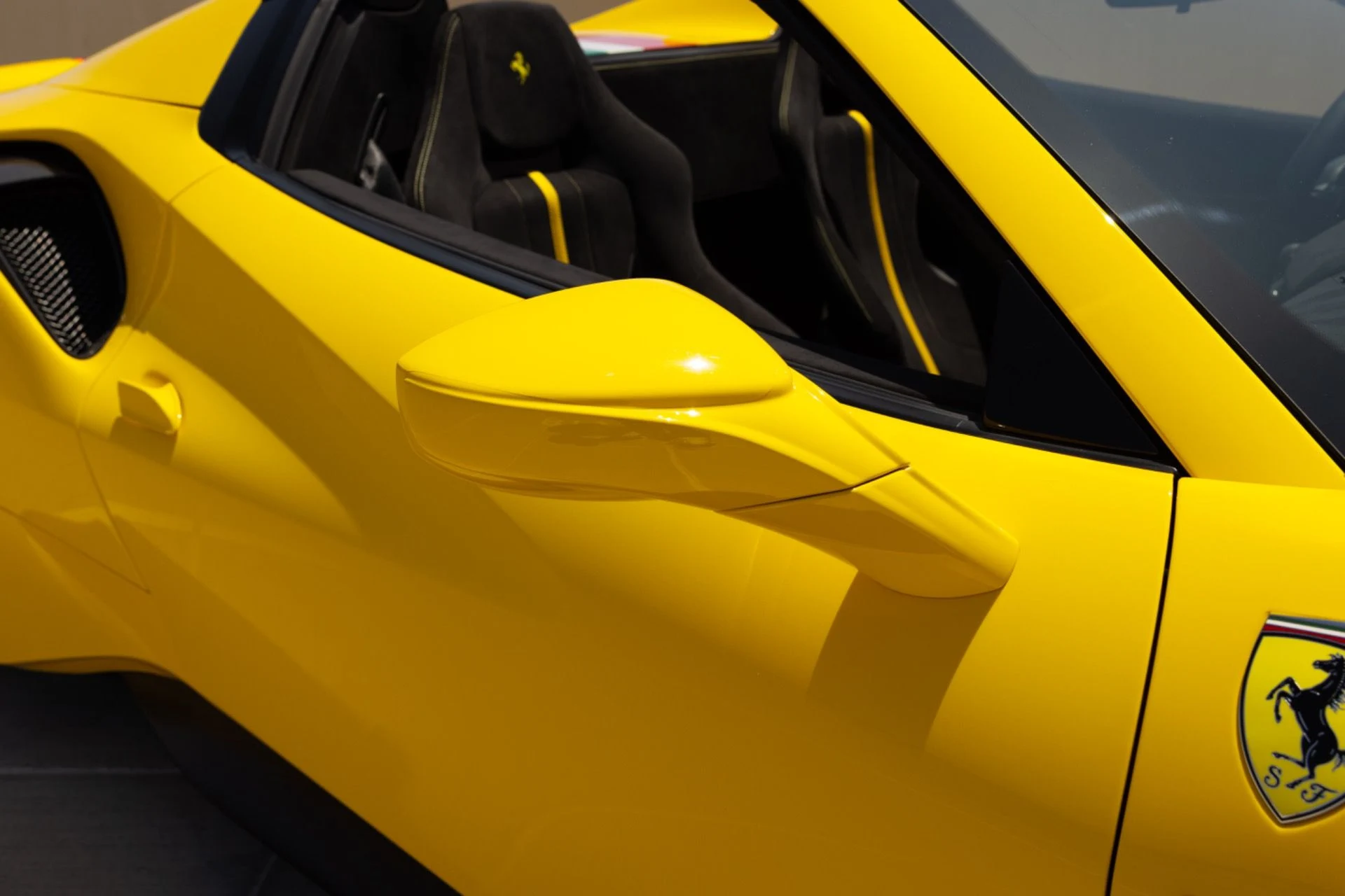 mph027_2010636225_Used_2020_Ferrari_488_Pista_Spider_1785218764_f772a8727f