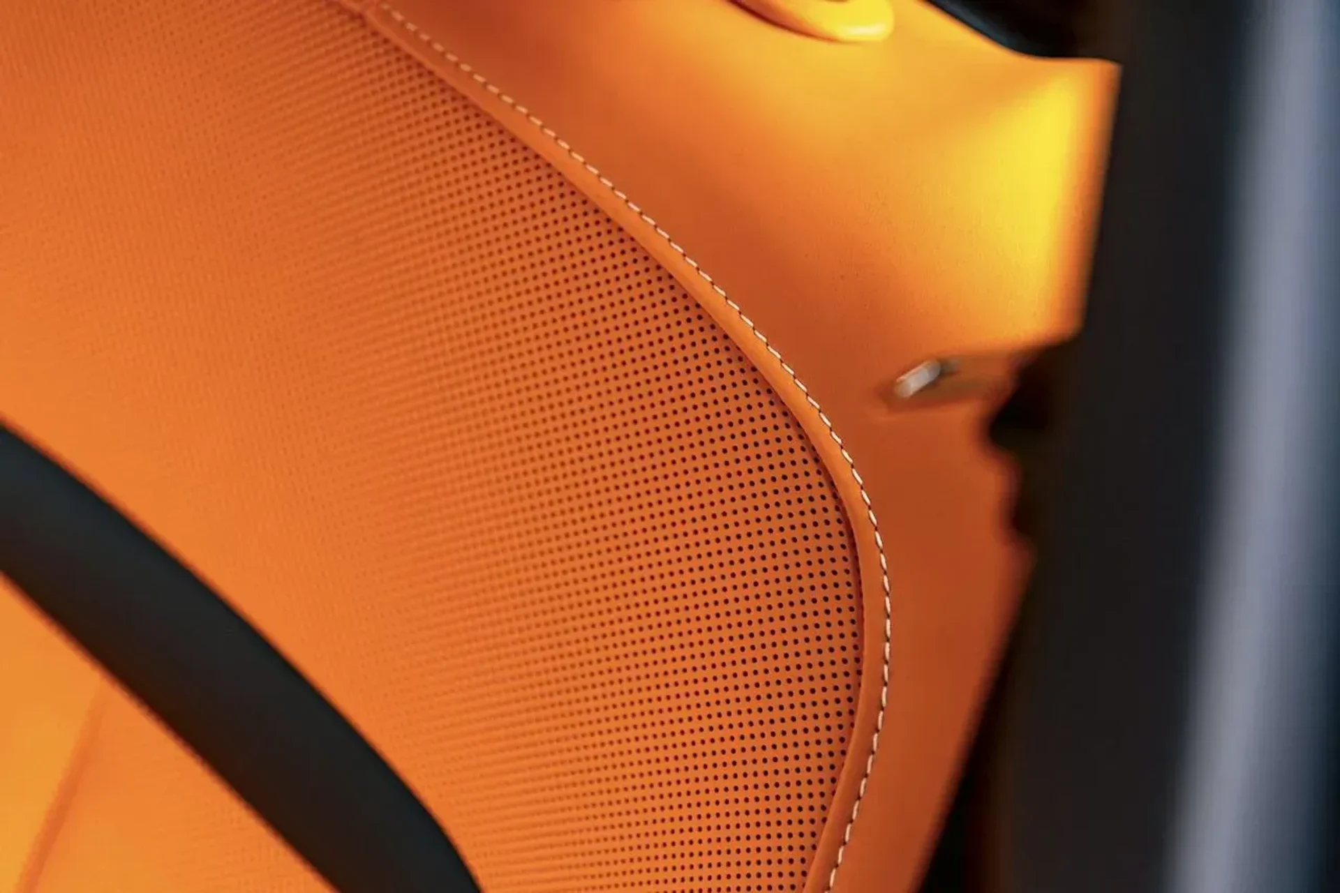 mph027_2012890851_709ee1f1e31c4aac9869b7386f1bc75b_8957b9ac7d