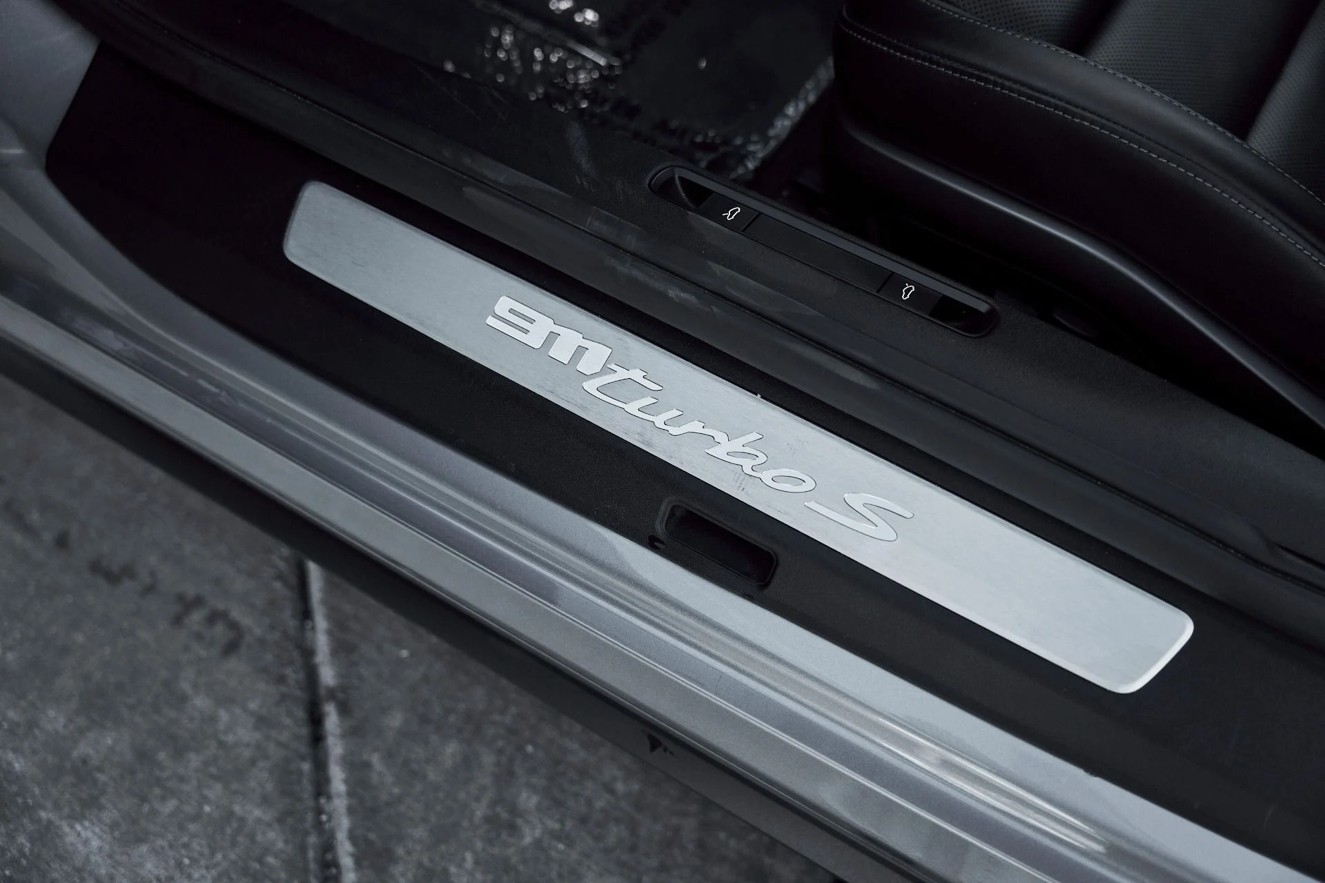 mph027_2013903127_Used_2021_Porsche_911_Turbo_S_1769305670_d5e77ffb1f