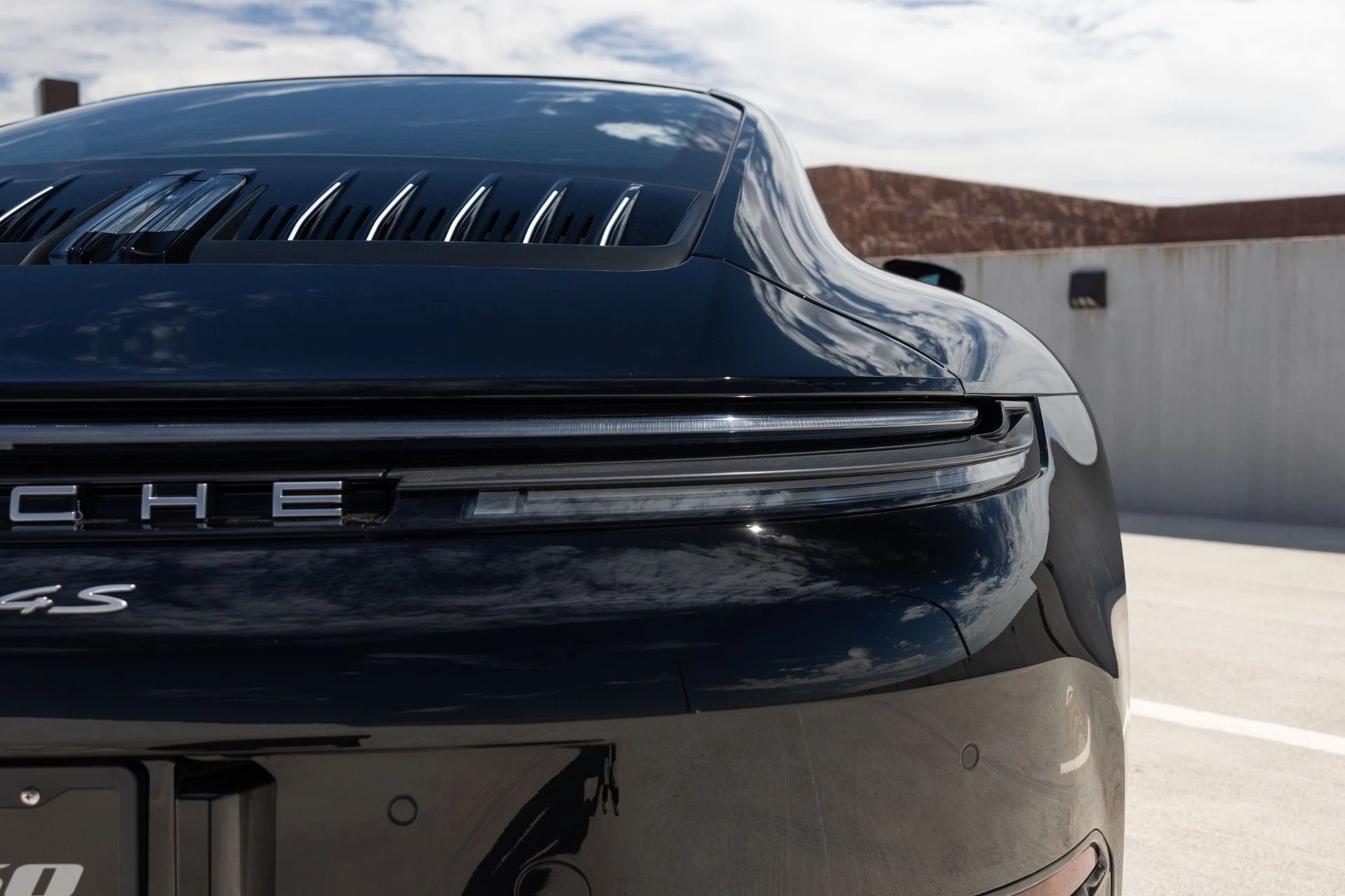 mph027_2018531283_Used_2026_Porsche_911_Carrera_4_S_1788910449_a7247c8101