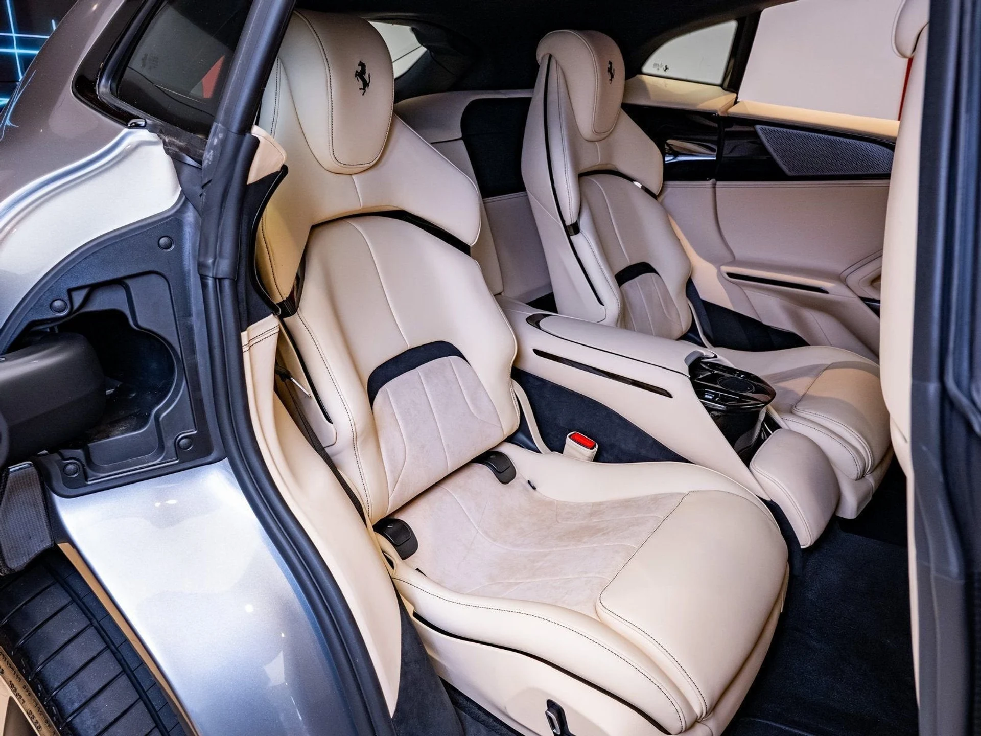 mph027_2019035537_28_1884cd5183