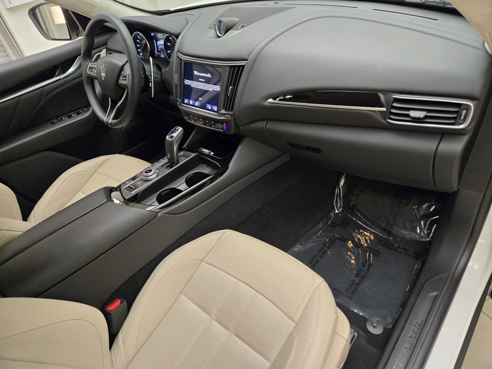 mph027_2020033422_Used_2023_Maserati_Levante_Modena_1791870038_6b1994b53e