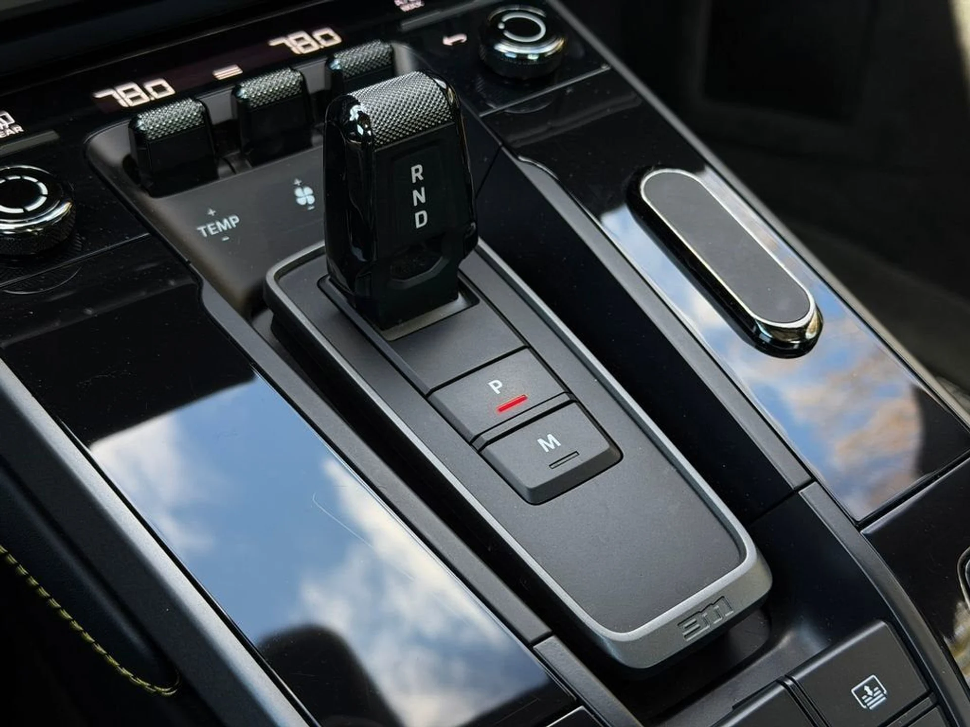 mph027_2029729414_1b235fa1b00148faa9af4f046ebf2b6f_0a349102ef