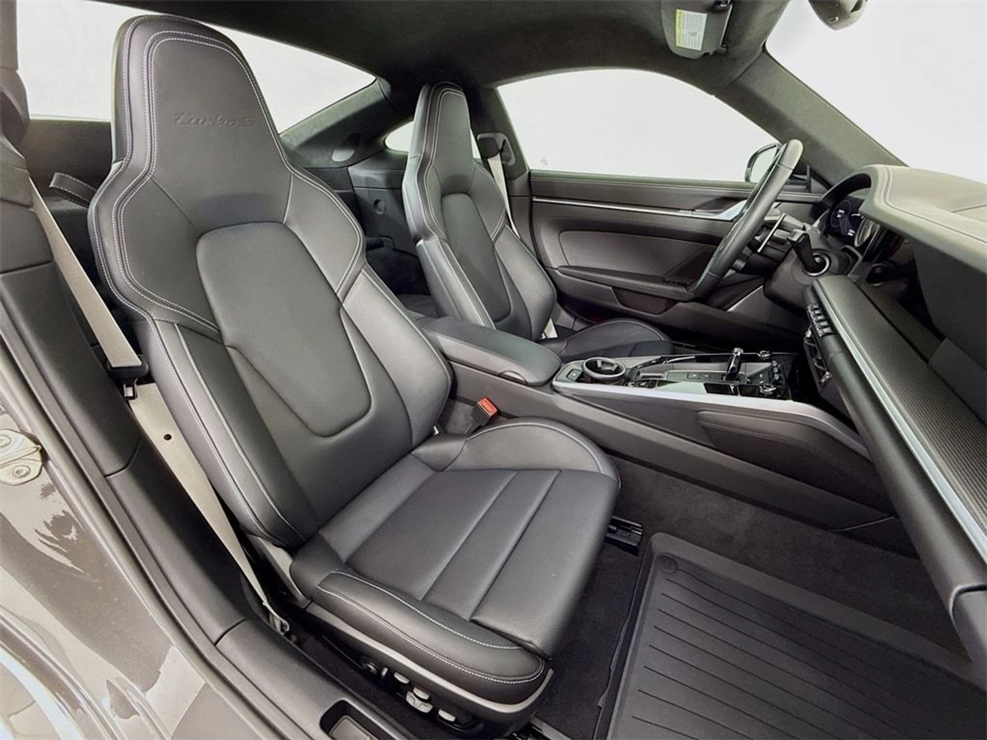 mph027_2029734120_ee9b98bc4a197a00ef1d3ef911420c16x_0210cc0899