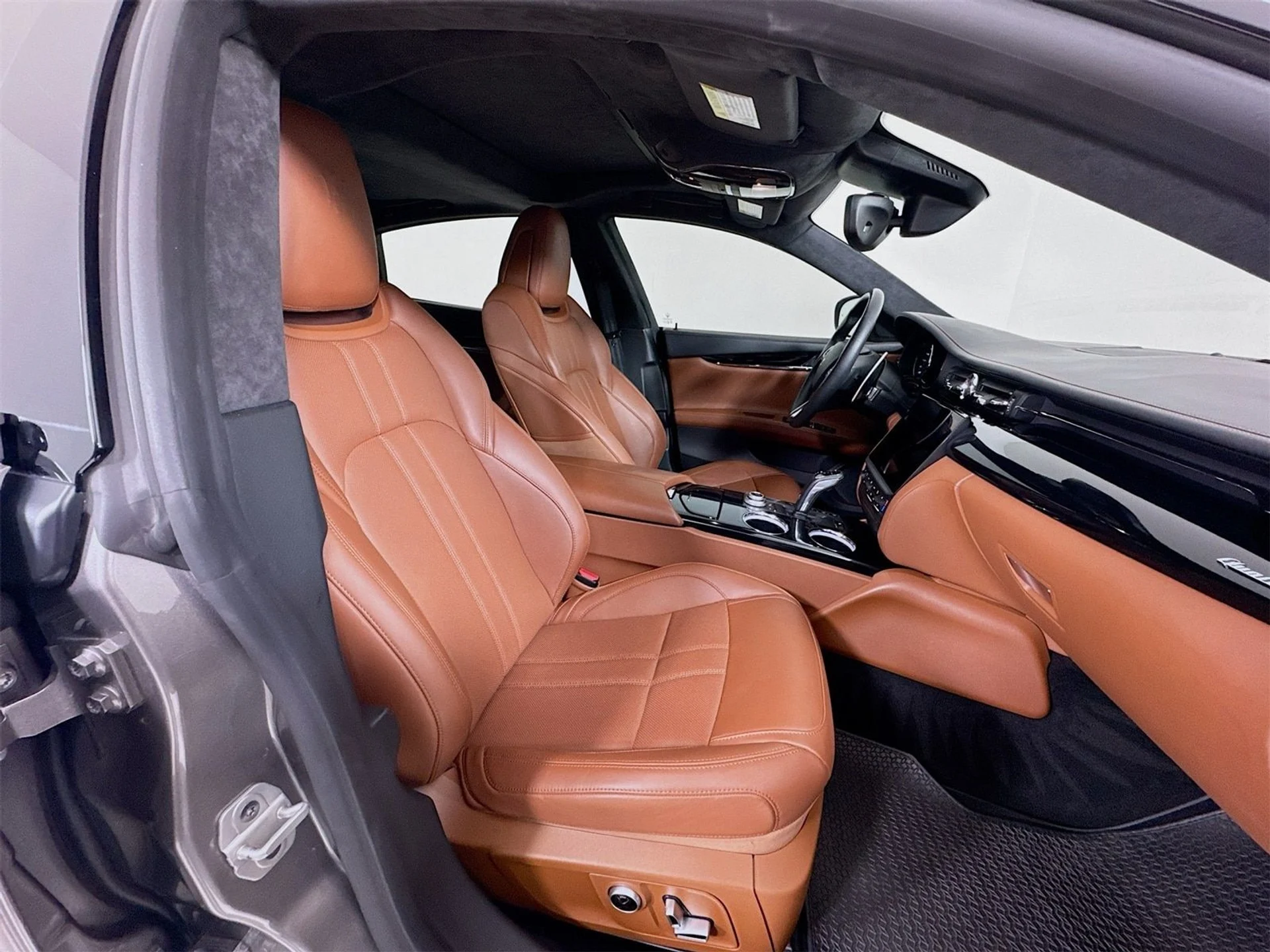 mph027_2030755157_570a5d3a2b3f861f625a0e07267f37cex_aa7e85ac2a