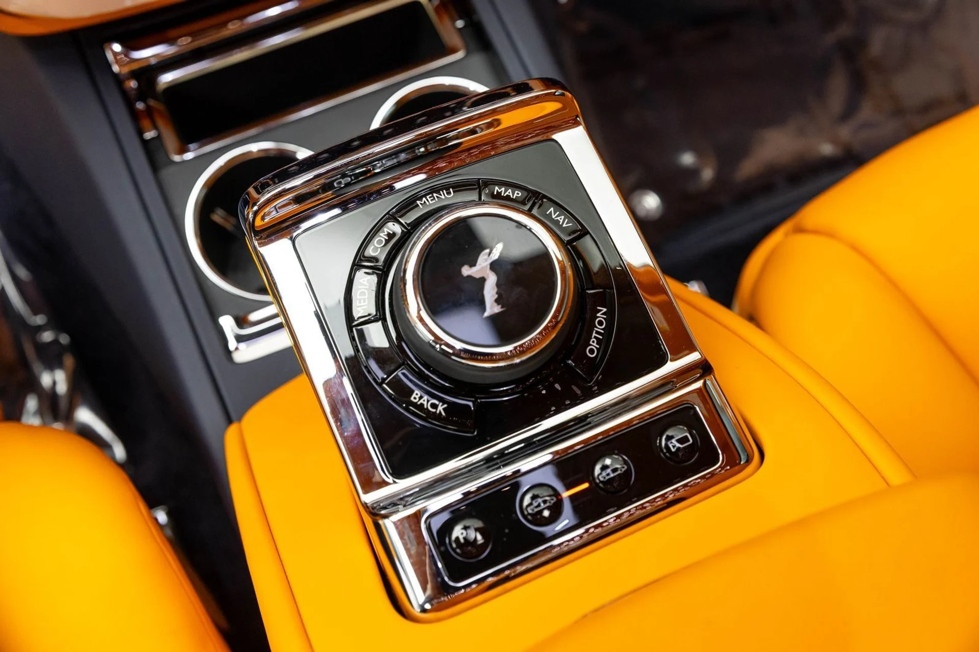 mph027_2032710612_28_9e7753b7be