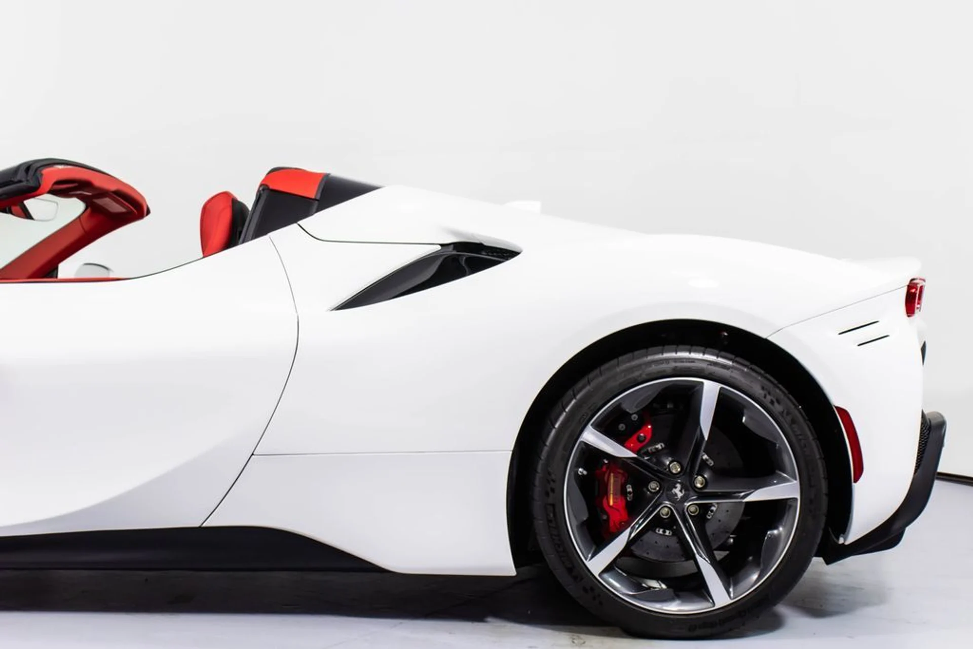 mph027_2032971303_2df9f7f1609c9dd38abb1f56da8745f5x_97ed679f77