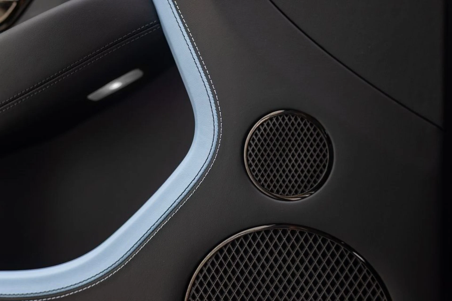 mph027_2034789546_a32d4be45b58394683456230b88a5712x_2ca3525357