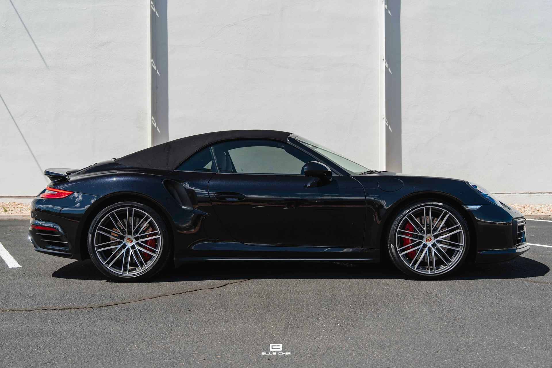 mph027_2041099321_6a2c27e3fa0dbec321ed4e7c_2017_Porsche_911_Turbo_28_a29e3e34cd