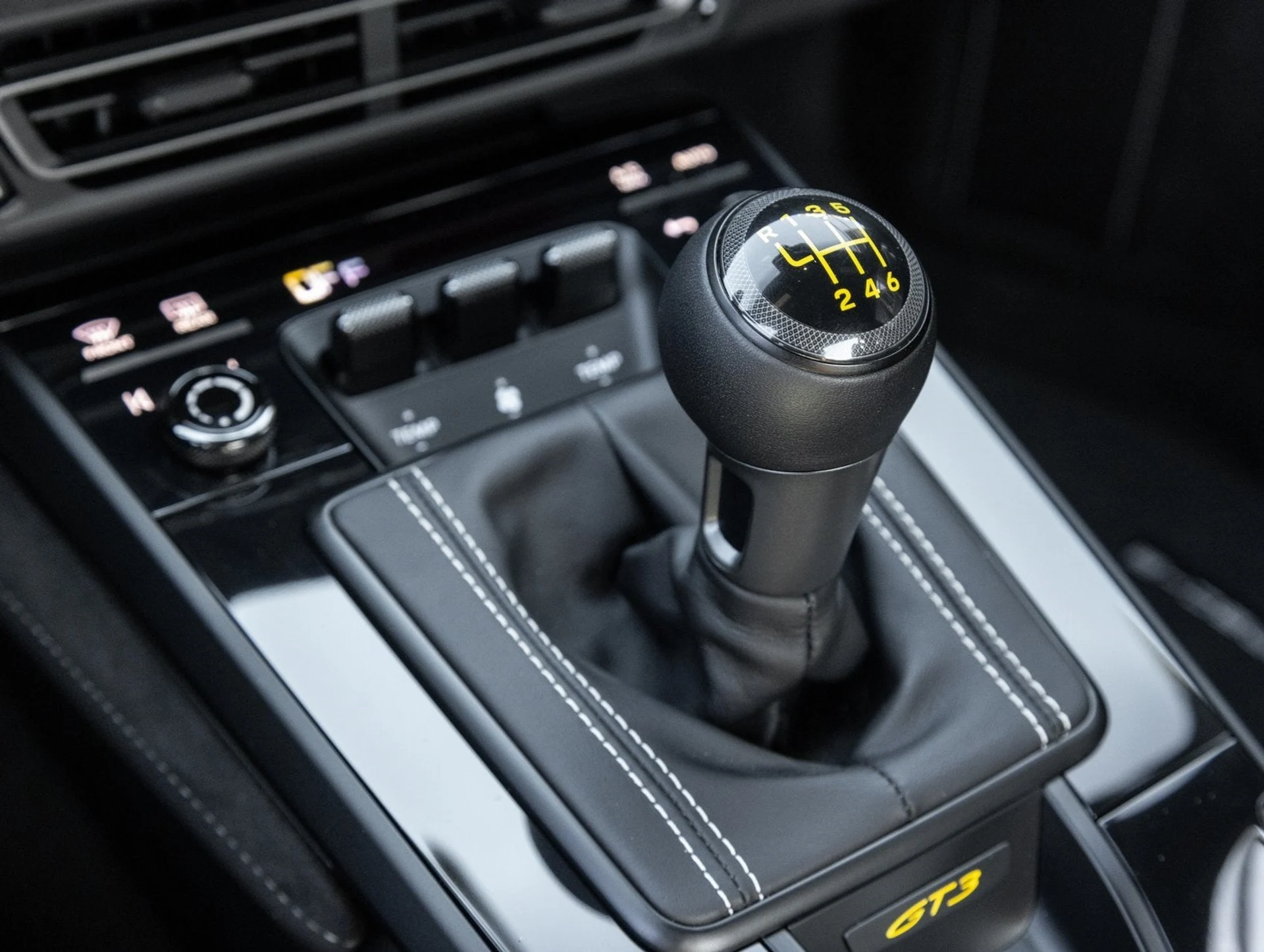 mph027_2042247493_28_eb5ec81429