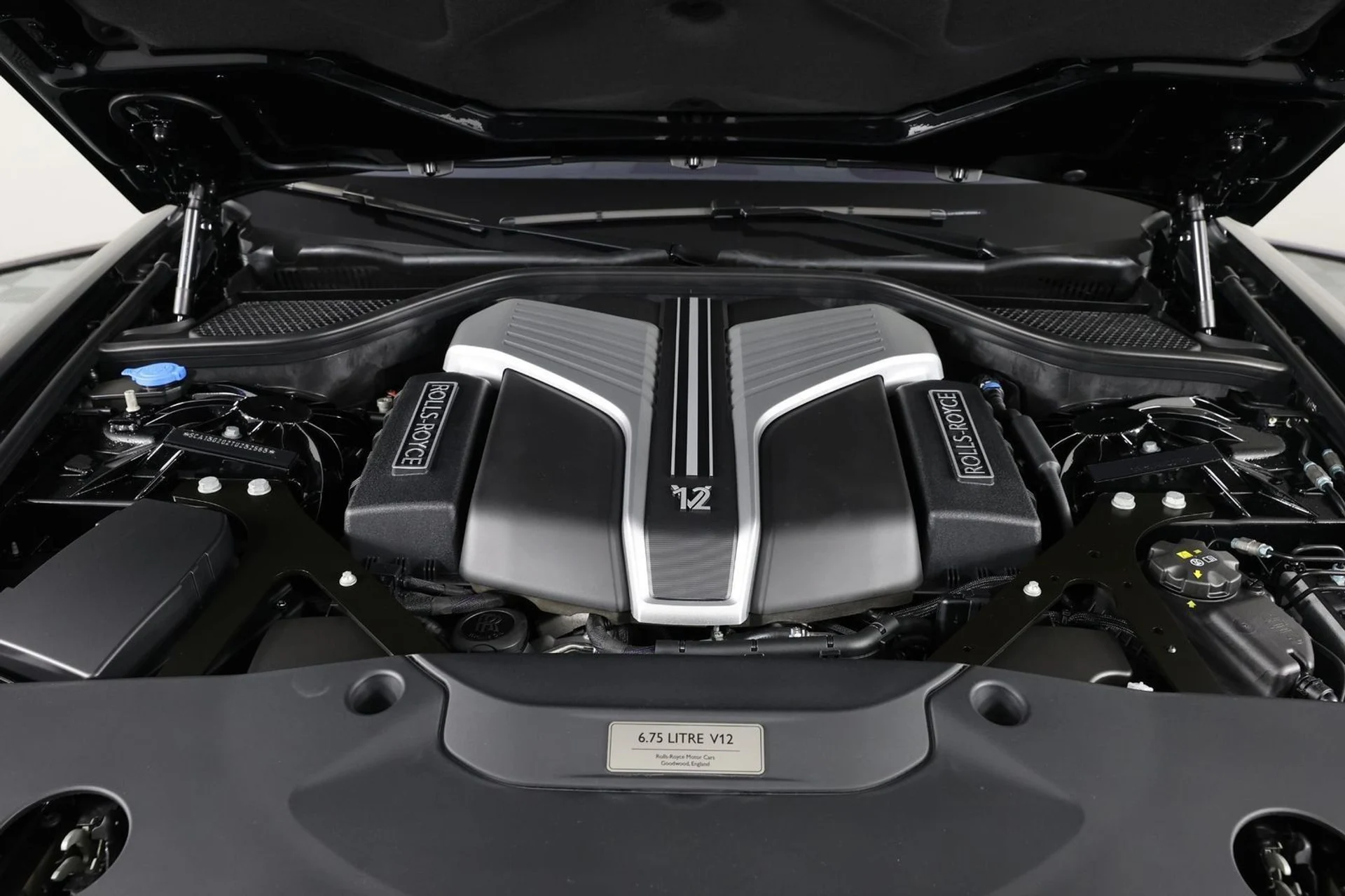 mph027_2050321940_48747e4e0a92982aa1ca631402ea1188_60293835fb