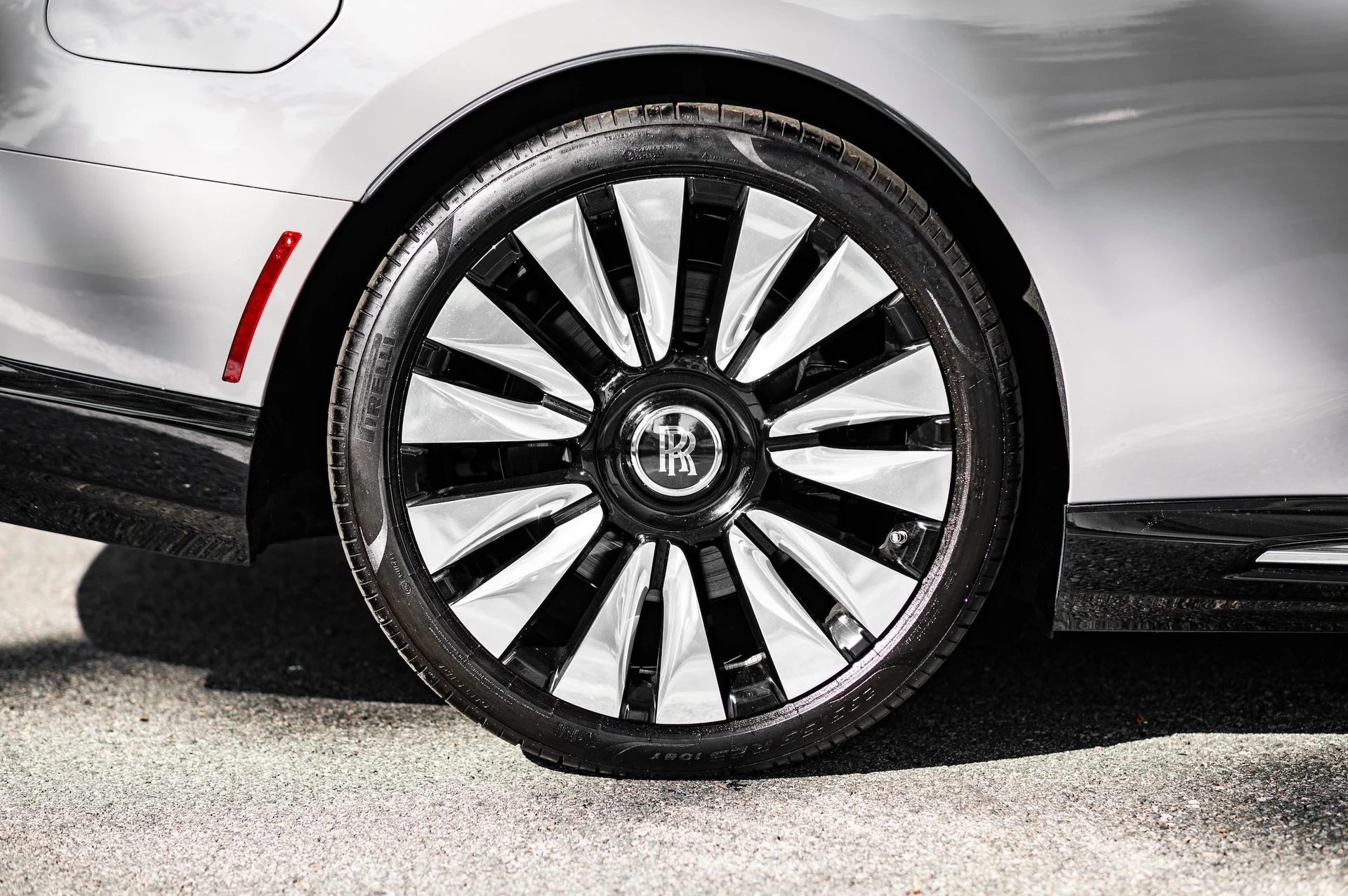 mph027_2058013588_99f9dd7ede63415fa7d71fbd279a07bb_b6a7a770ab