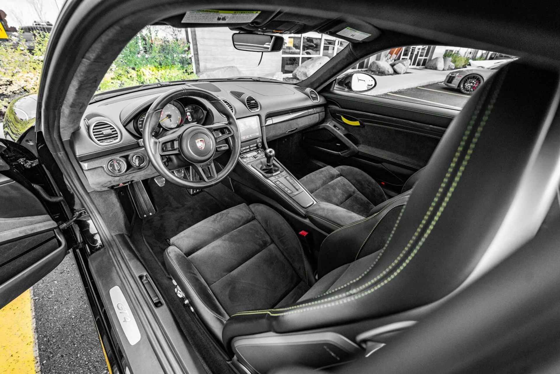 mph027_2065673625_porsche_718_cayman_2020_8ebbf6c2b5