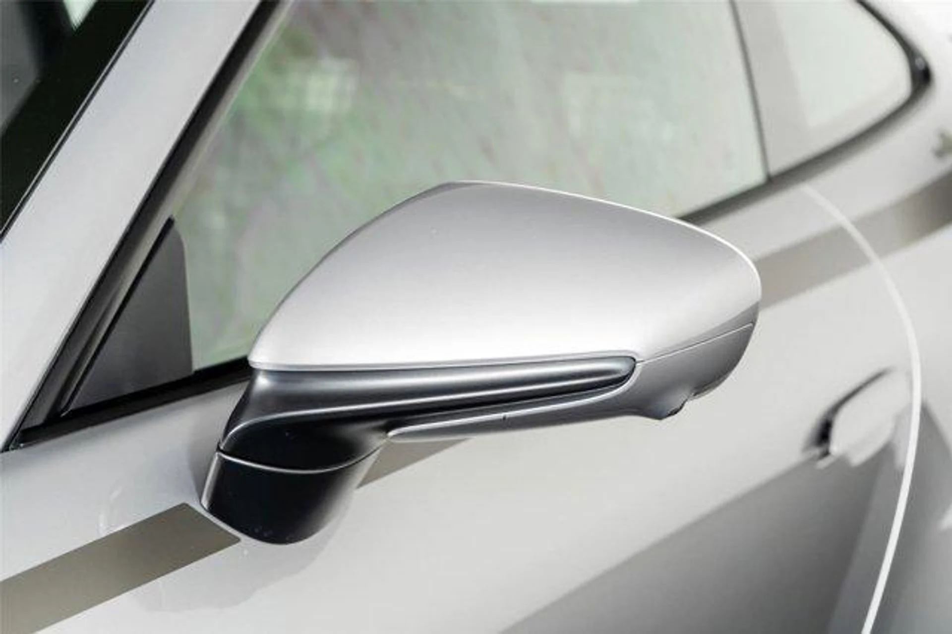 mph027_2068823583_t_Ji07_R1_i_MAO_Mix2dqup_C44_Kim_Y_bfc32d0478