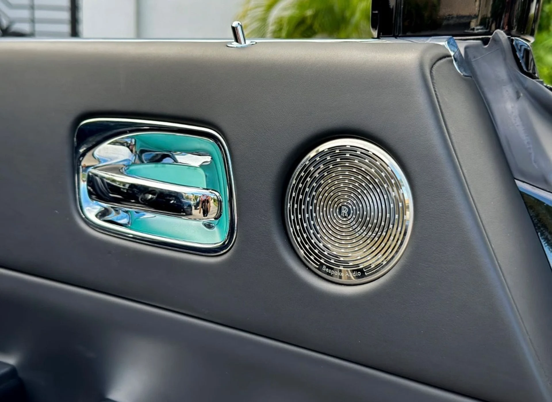 mph027_2072434735_Used_2020_Rolls_Royce_Dawn_Black_Badge_1765830398_15ef245267