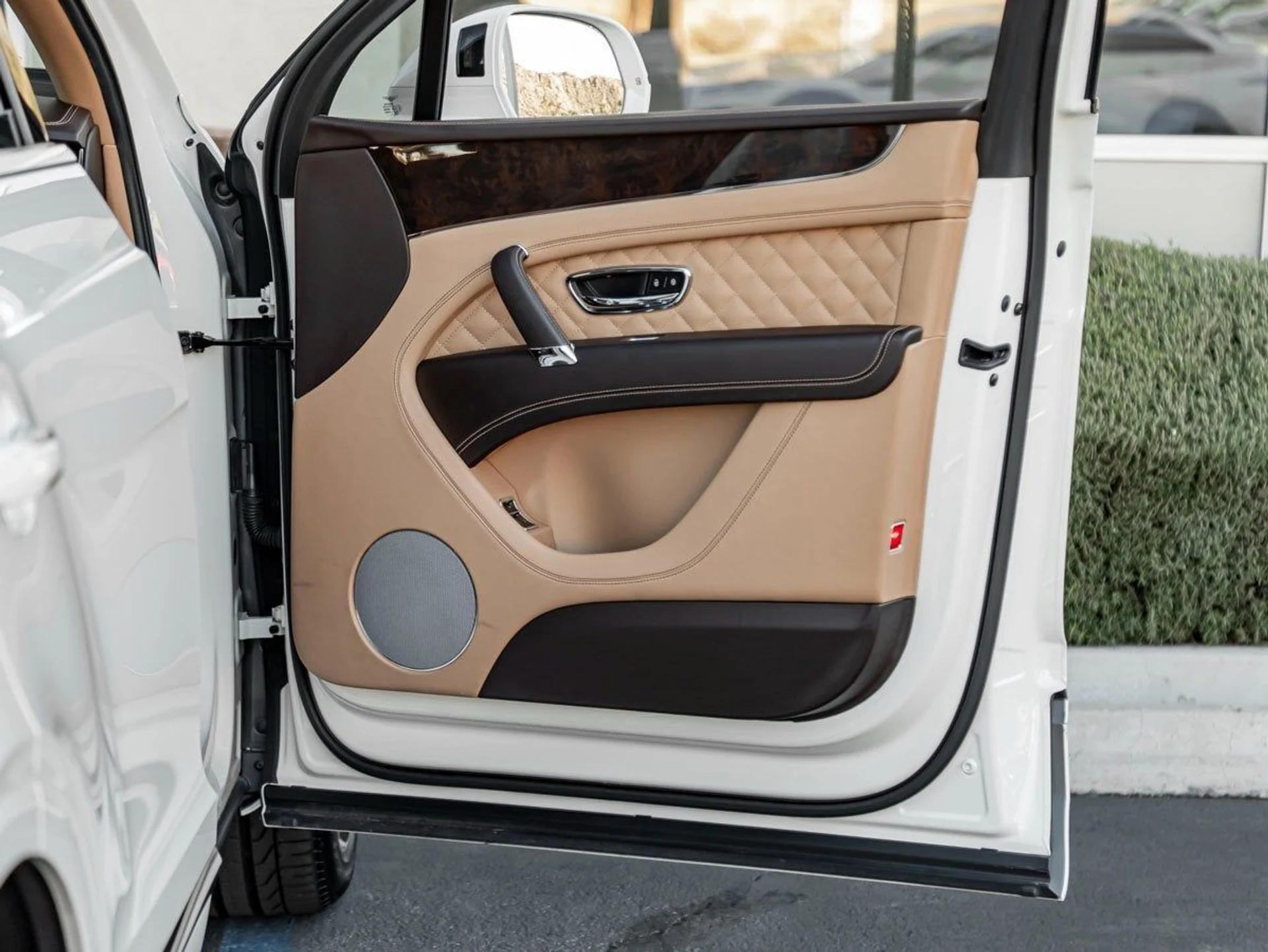 mph027_207624966_28_0cf2bc30cb