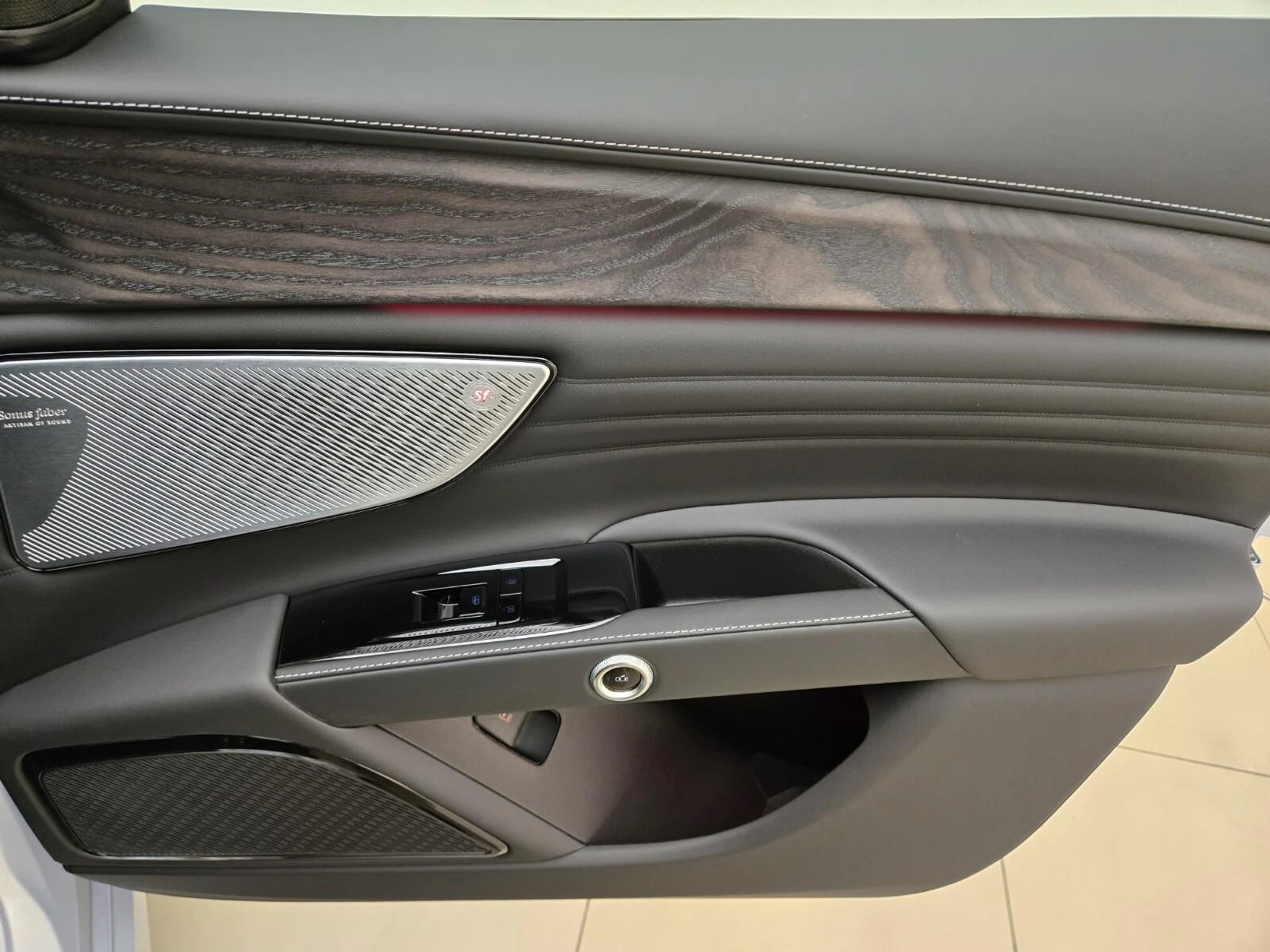 mph027_2079857391_New_2025_Maserati_Grecale_Modena_1772000199_79f8ab2fae