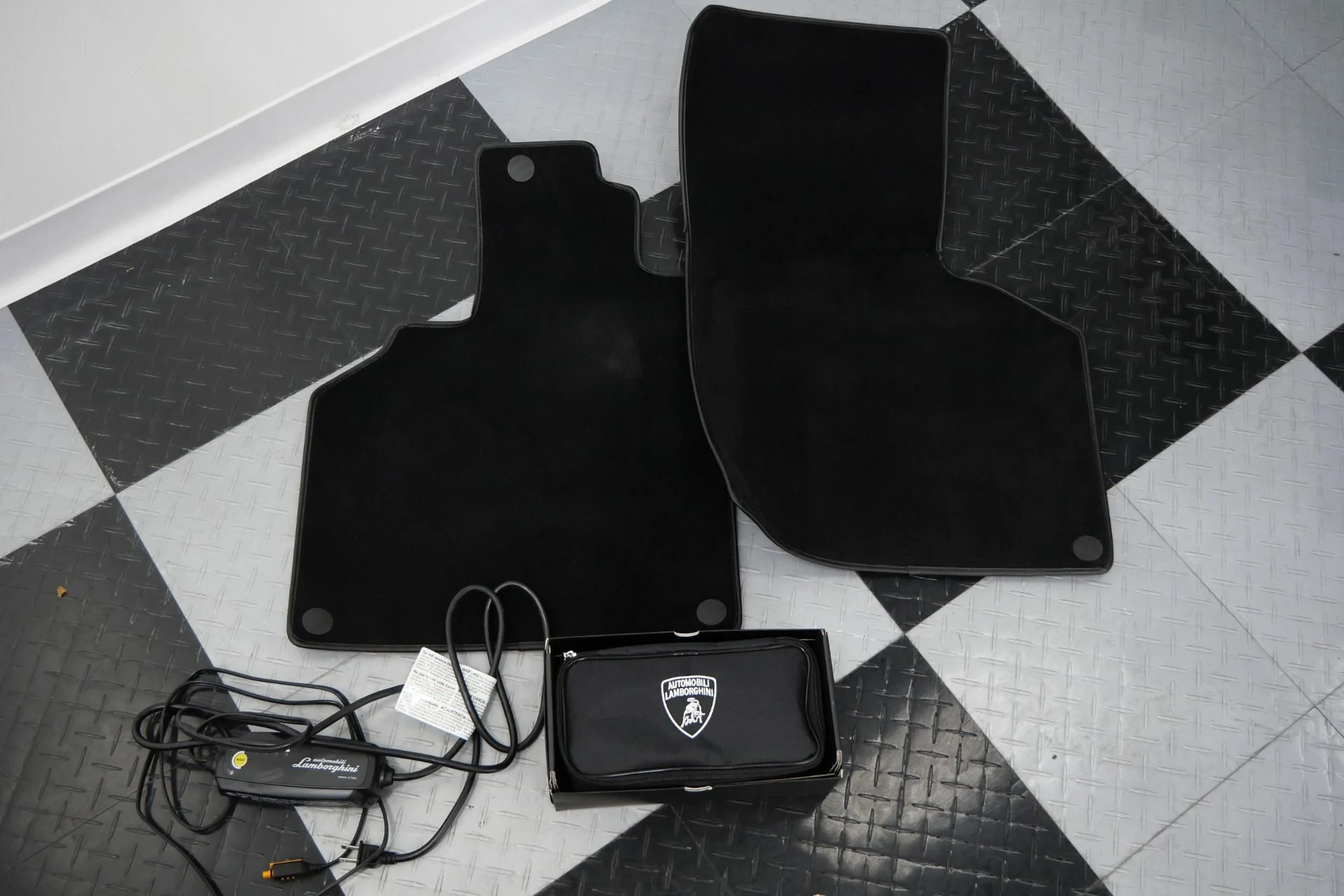 mph027_2085237890_Used_2004_Lamborghini_Gallardo_Low_Miles_First_Production_Year_1773936325_f71d51e3d1