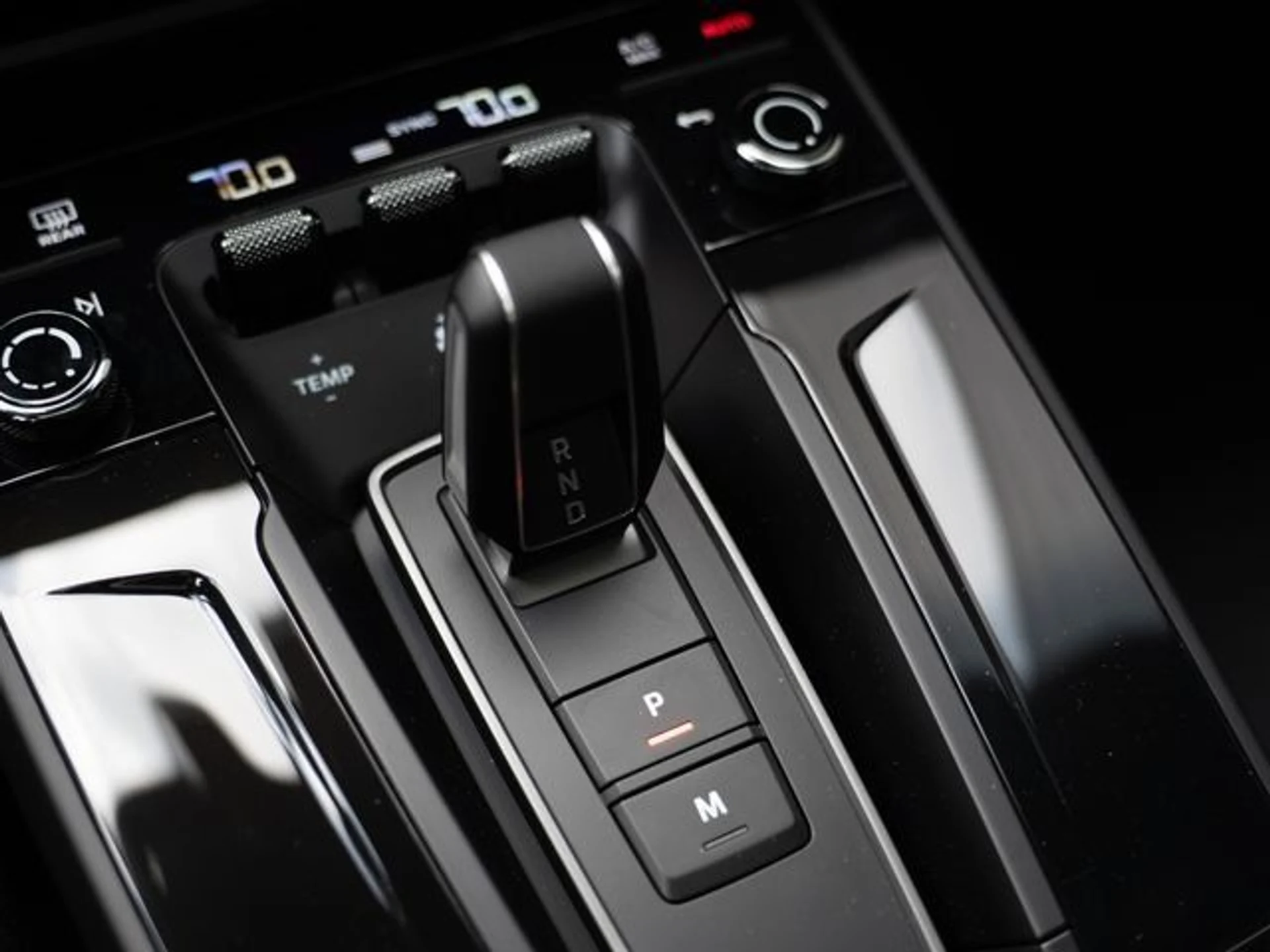 mph027_2086018468_605a6aa70087185abf94261f5ee3b407_ecb36f411a