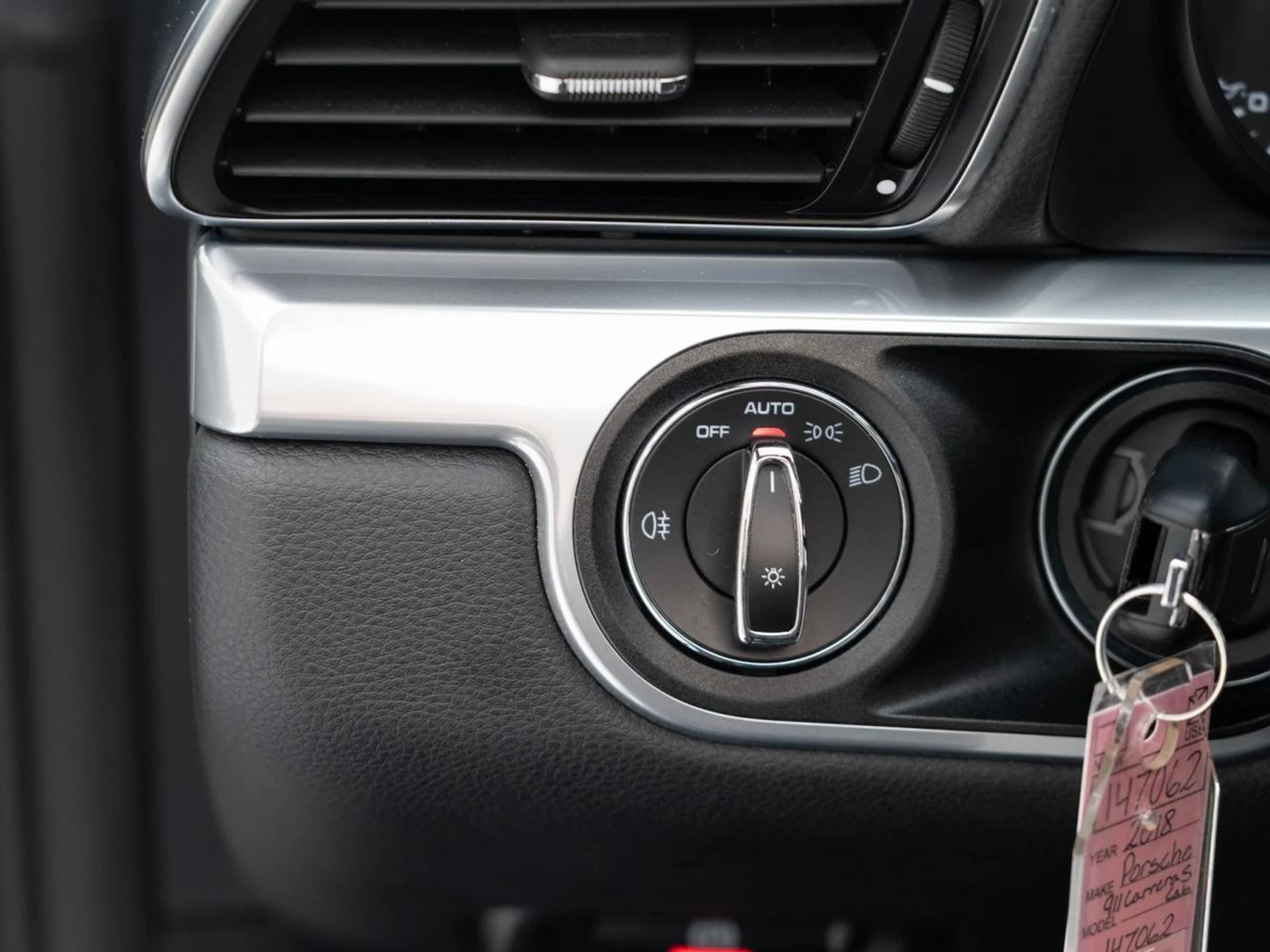 mph027_2086031342_42923ee43c3e5b664355243a337ae05b_99acfd077f