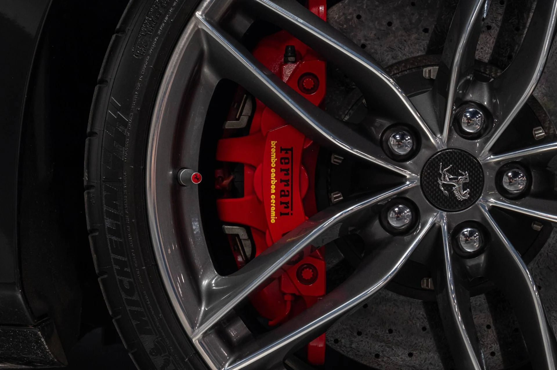 mph027_2090279880_Used_2016_Ferrari_488_Spider_Base_1785961462_fff4d50294