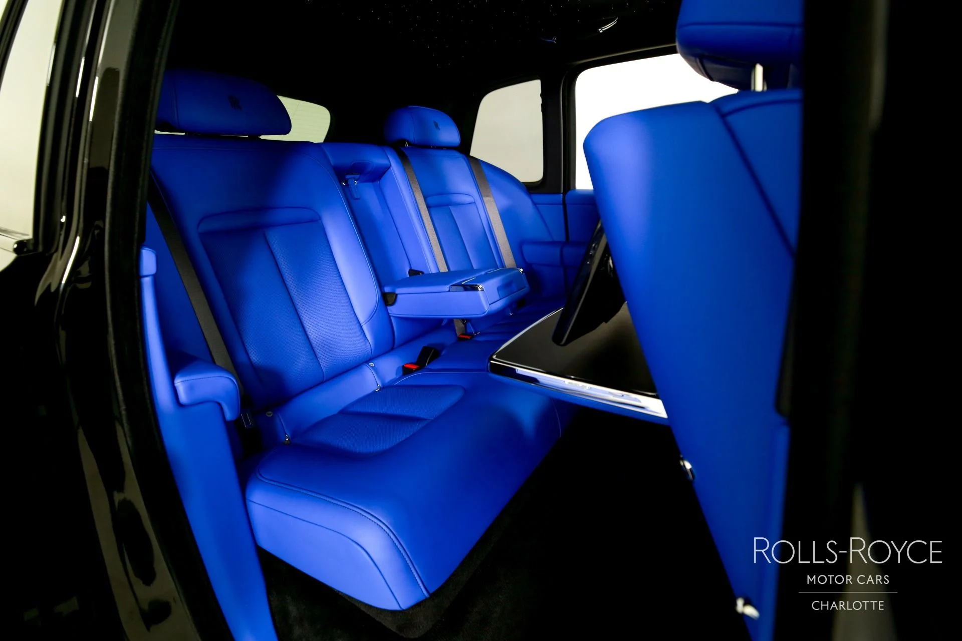 mph027_2090956926_Used_2026_Rolls_Royce_Cullinan_1767024631_ebdaf5bd2f
