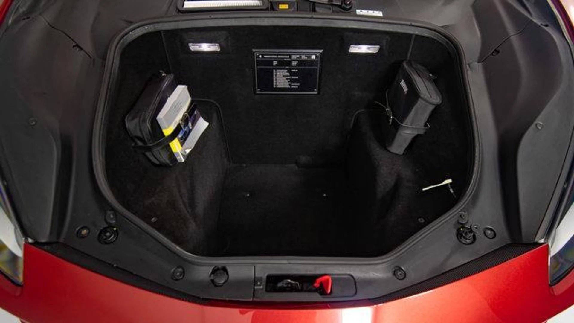 mph027_2096489212_f_V_Ym_EI_4j_Hcog_SM_Tm_Bp9_RJ_0_Kv_U8_d13054153e